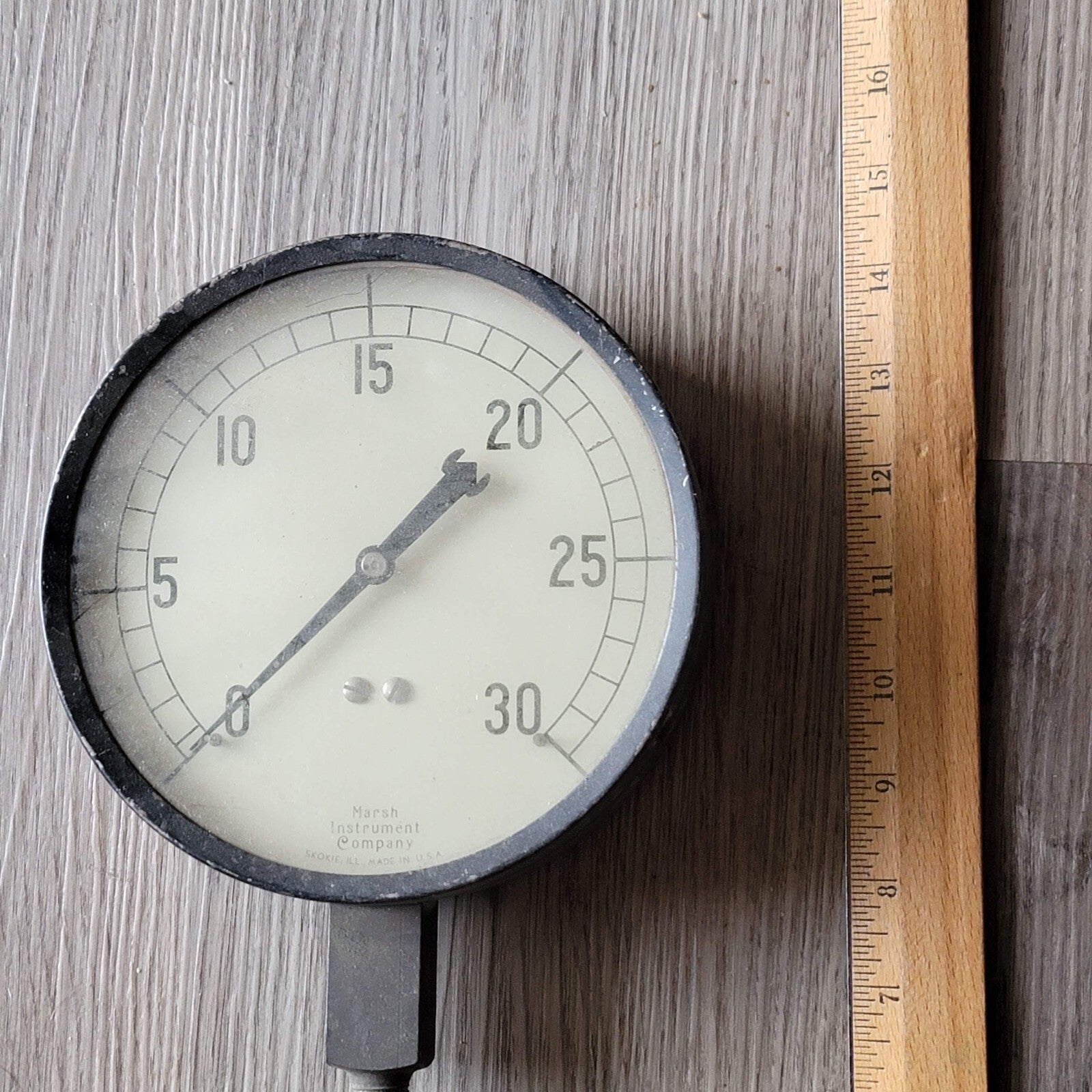 Vintage Marsh Instrument Company Gauge 14"