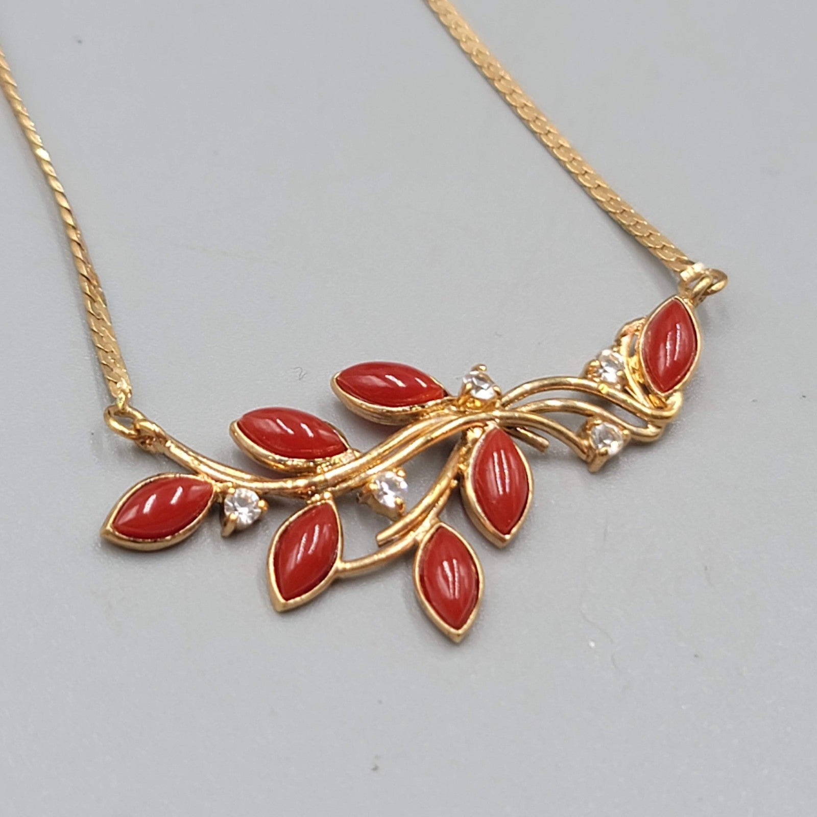 Vintage Herringbone Chain Necklace Red Rhinestone Estate Costume Jewelry 16"
