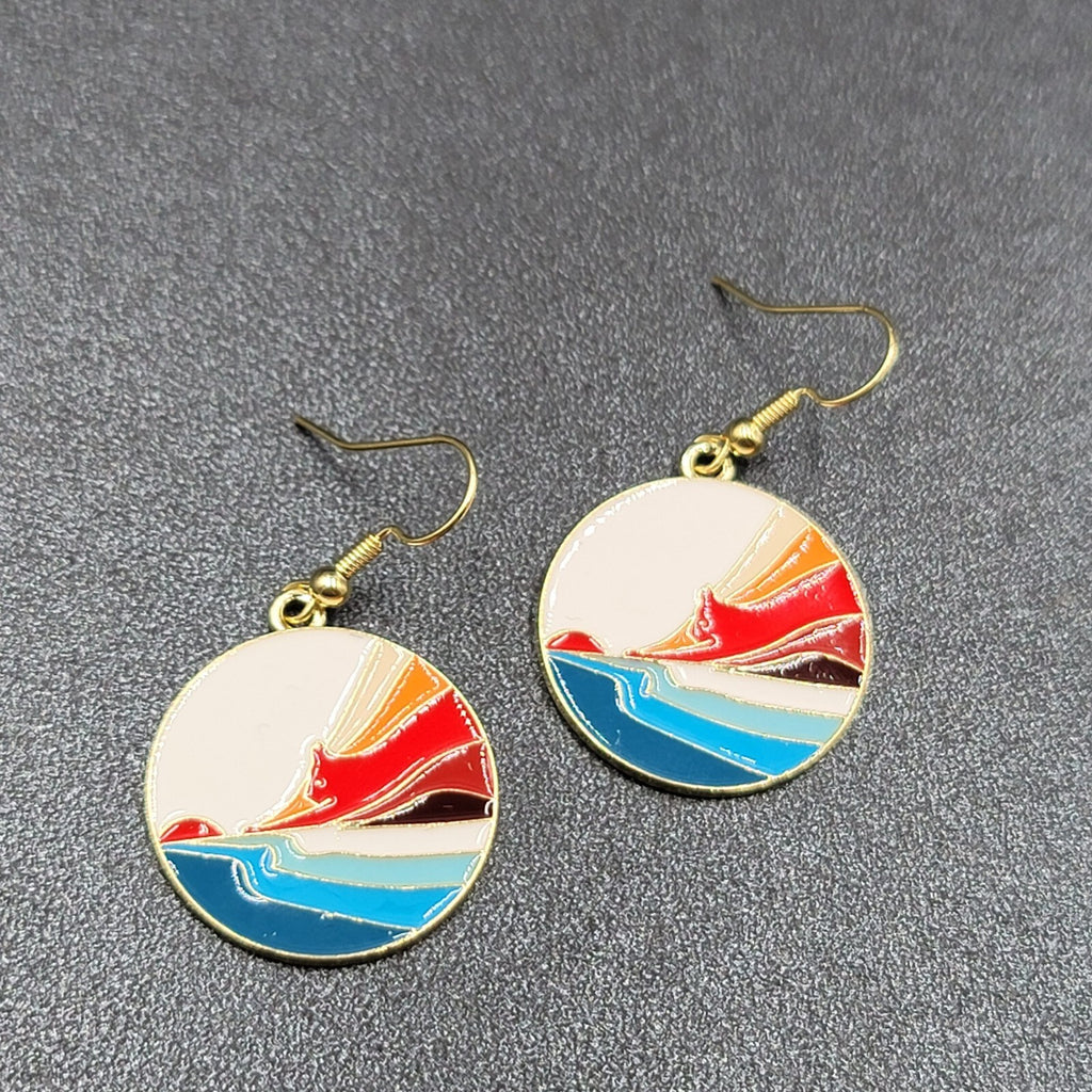 Kitty Cat Rising Sun Pierced Earrings Japanese Style Art Gold tone Dangle 1"