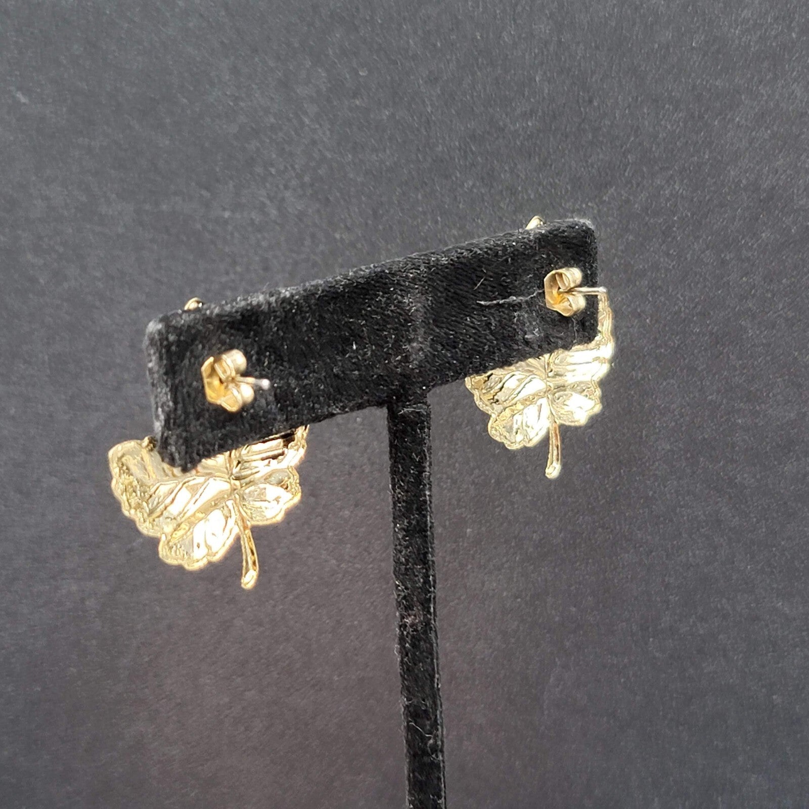 Pierced Earrings Gold tone Green Enamel Leaves Drop 1.25"
