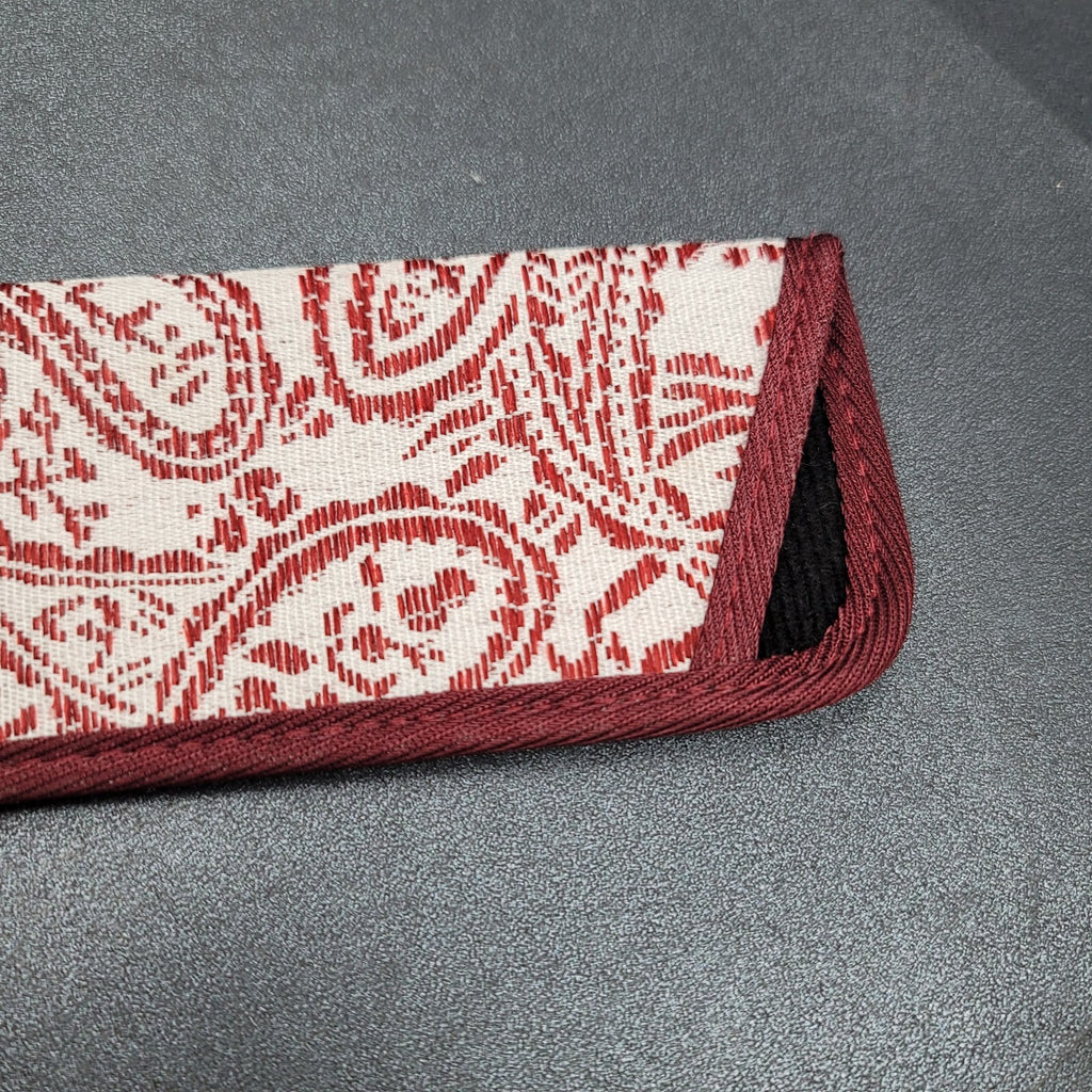 Foster Grant Eyeglass Glasses Soft Case Fabric Protector Paisley Burgundy White
