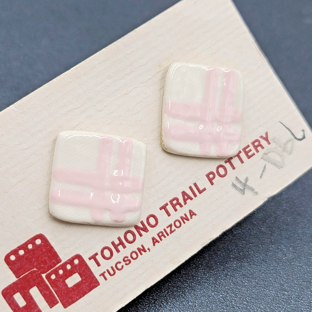 Vintage Tohono Trail Pottery Pierced Earrings Pink White Squares 1"