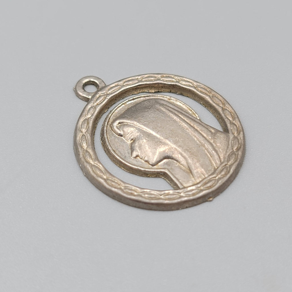 VTG Metal Our Lady Lourdes Blessed Virgin Mary Catholic Pendant Medal Silvertone