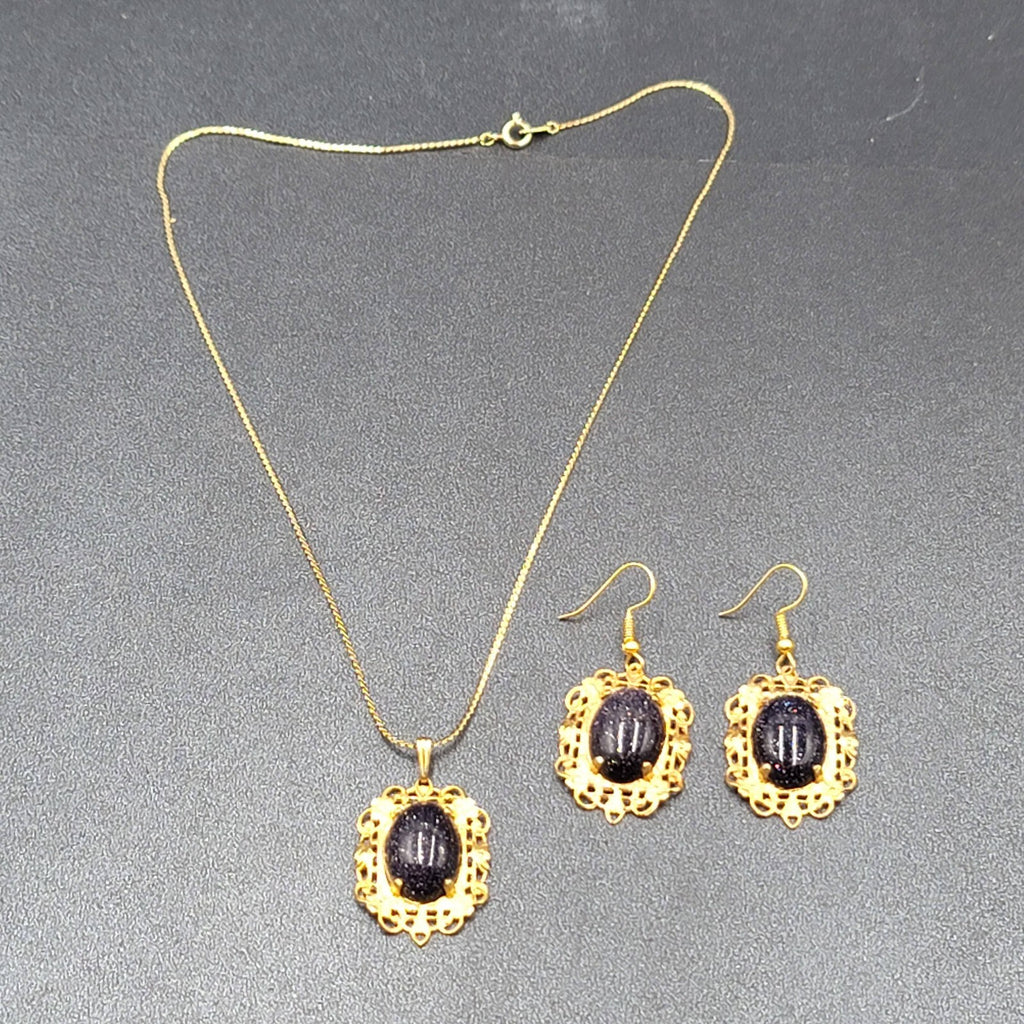 Necklace Earrings Set Gold tone Purple Sandstone Oval 16.5" Chain Earrings 1.25"
