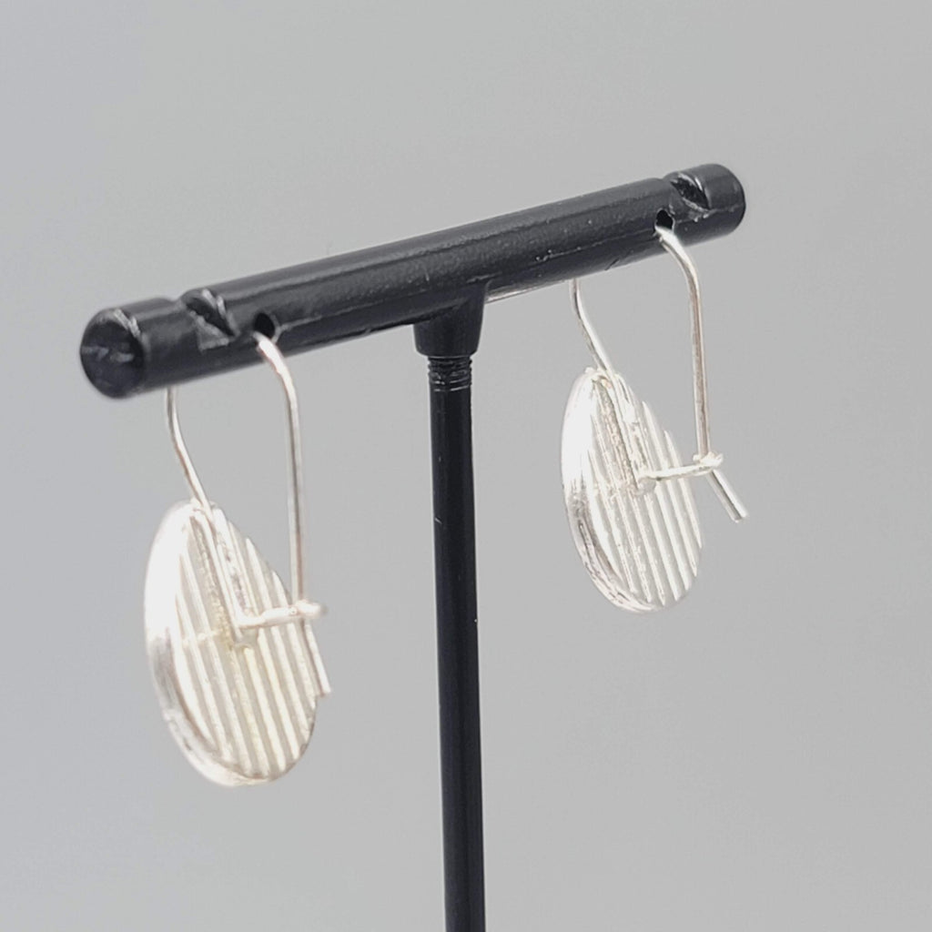 Teardrop Silver tone Pierced Earrings Drop 5/8"