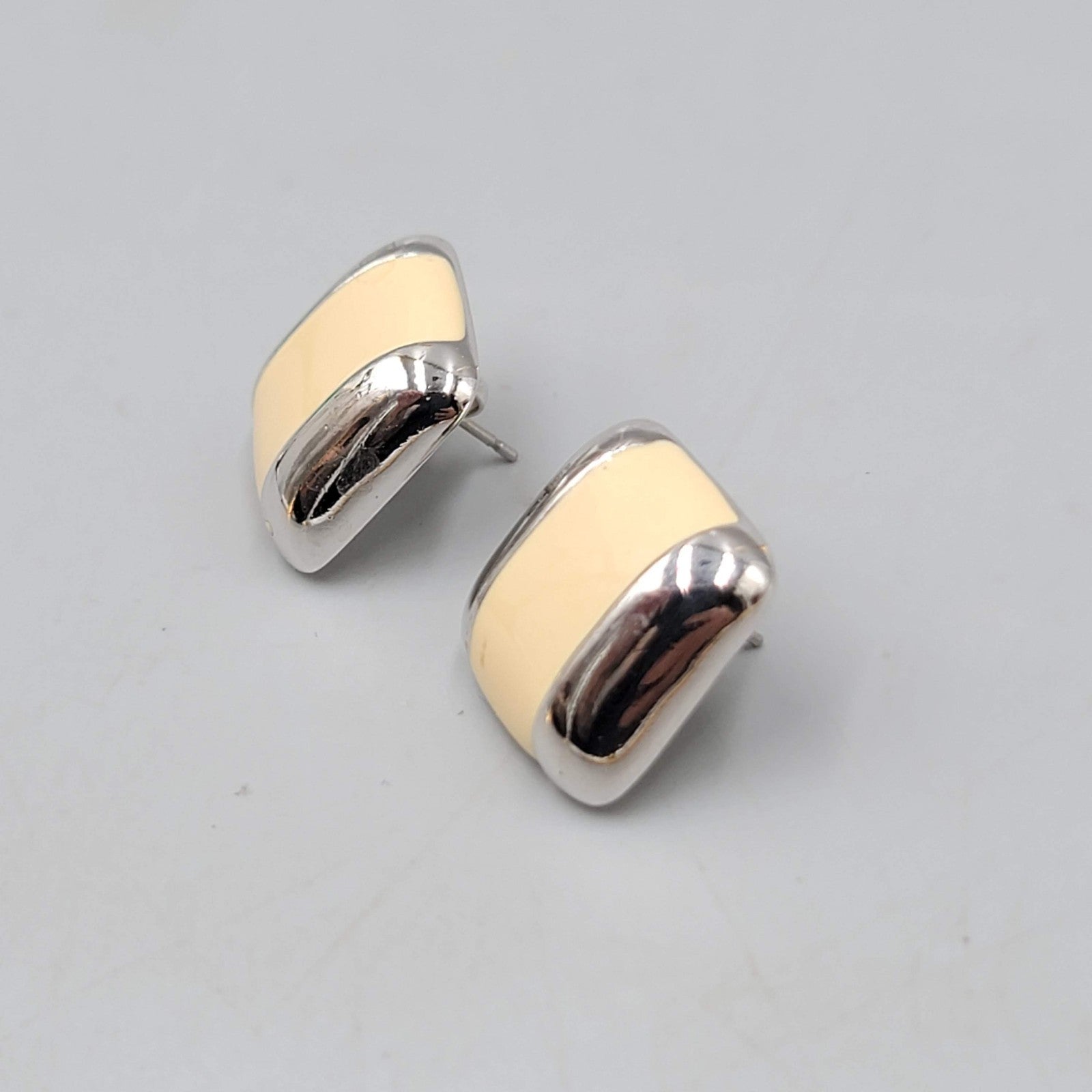 Cream Enamel Pierced Earrings Silver tone Square Drop 3/4 in