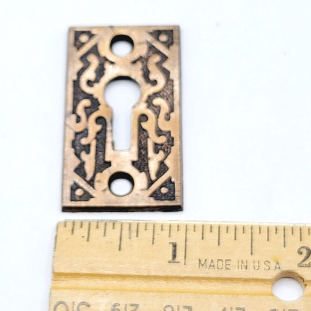 Vintage Ornate Bronze Skeleton Keyhole Escutcheon Salvage Hardware 5250