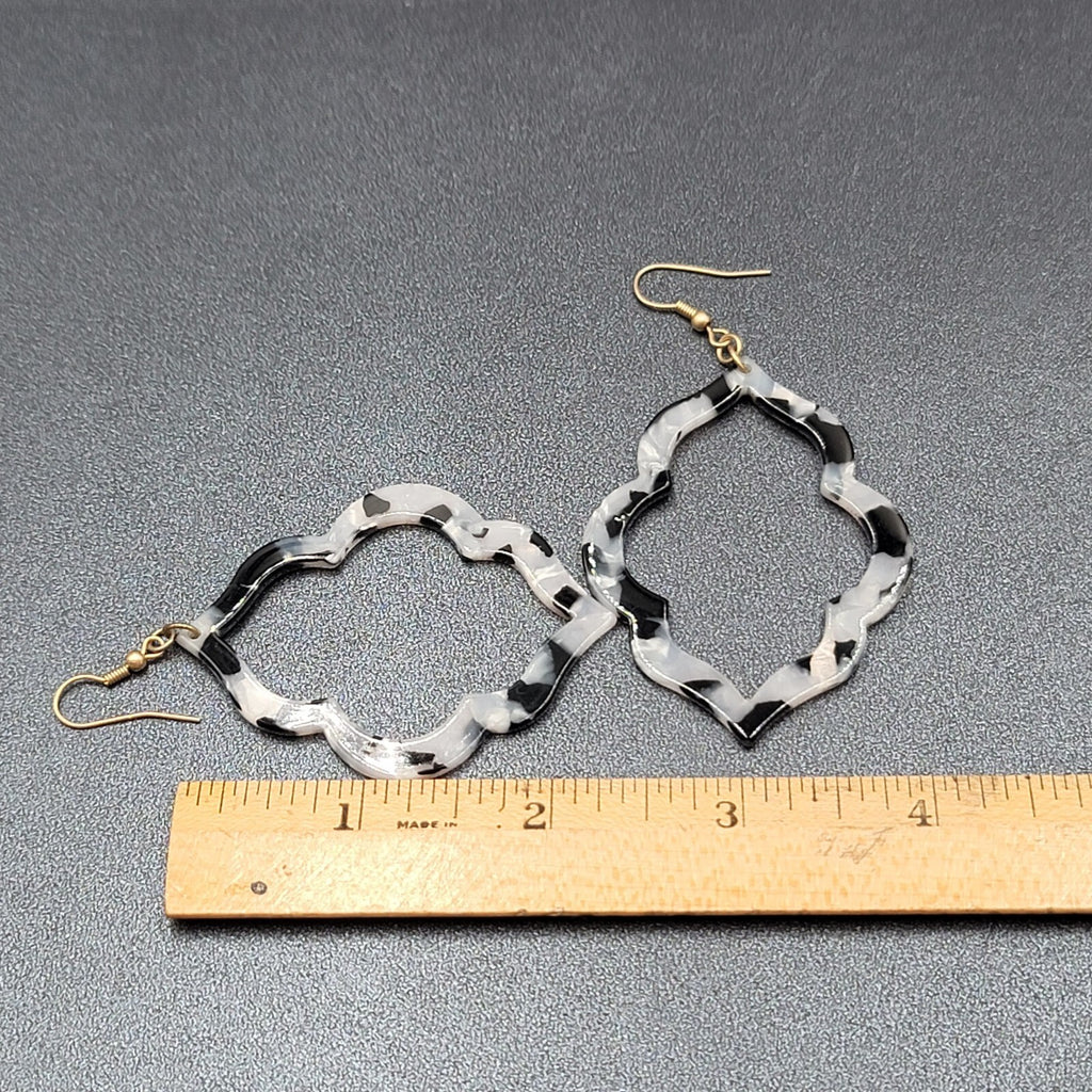 Pierced Earrings Black Gray Acrylic Open Statement Dangle 2.5"