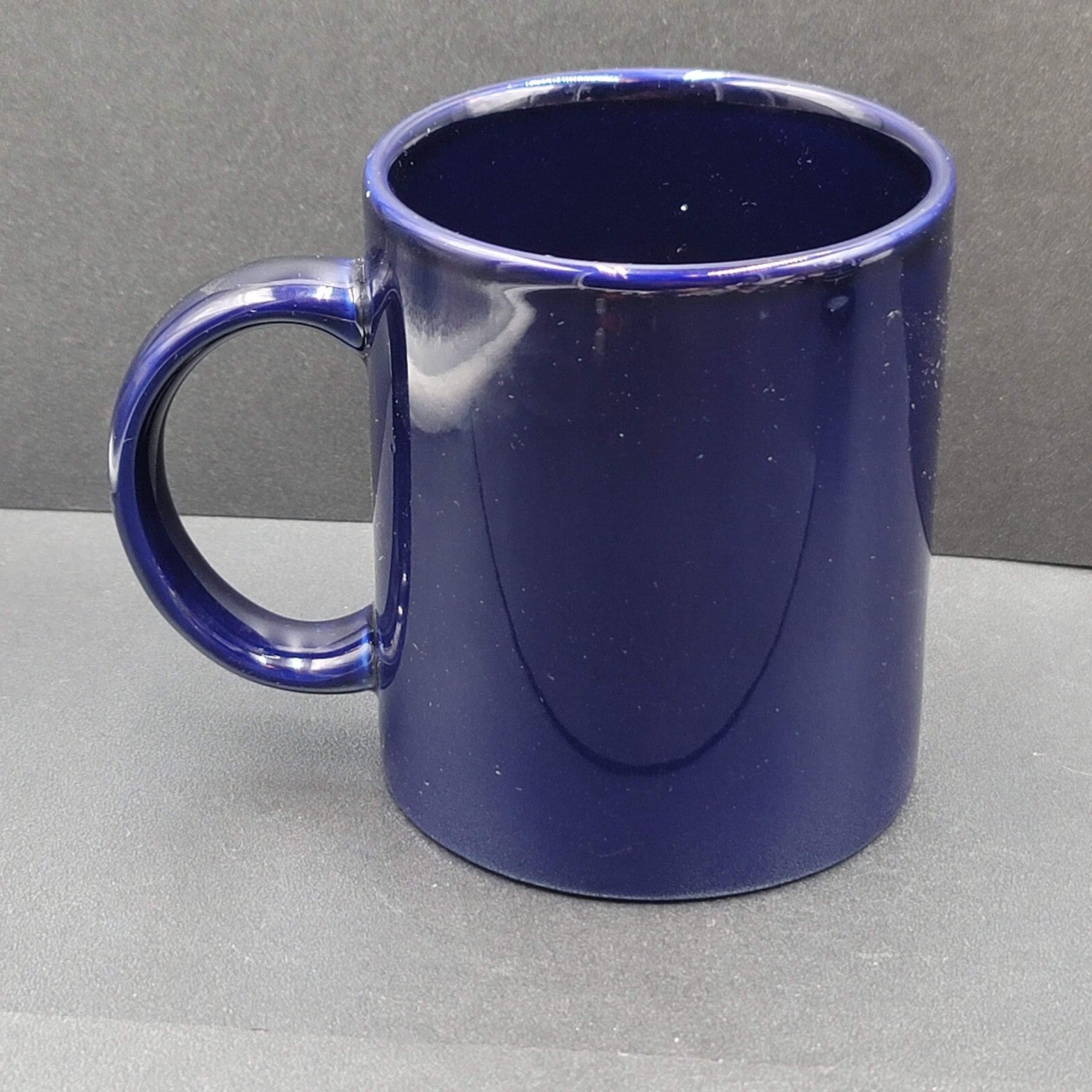 Universal Studios Coffee Mug Cup Navy Red Gold Golden Globe