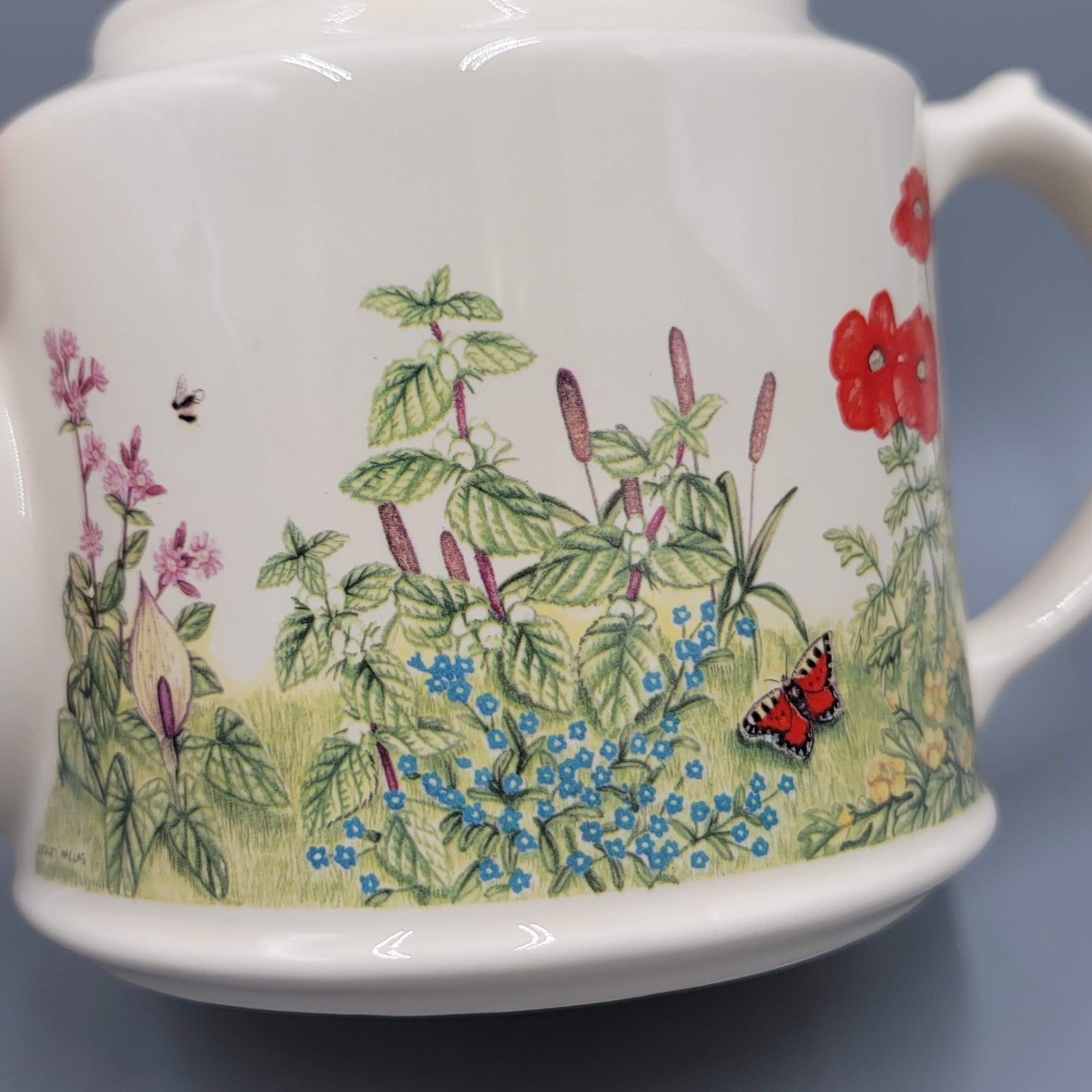 Vintage Wade Hedgerow Teapot with Flowers Bees Butterflies Signed