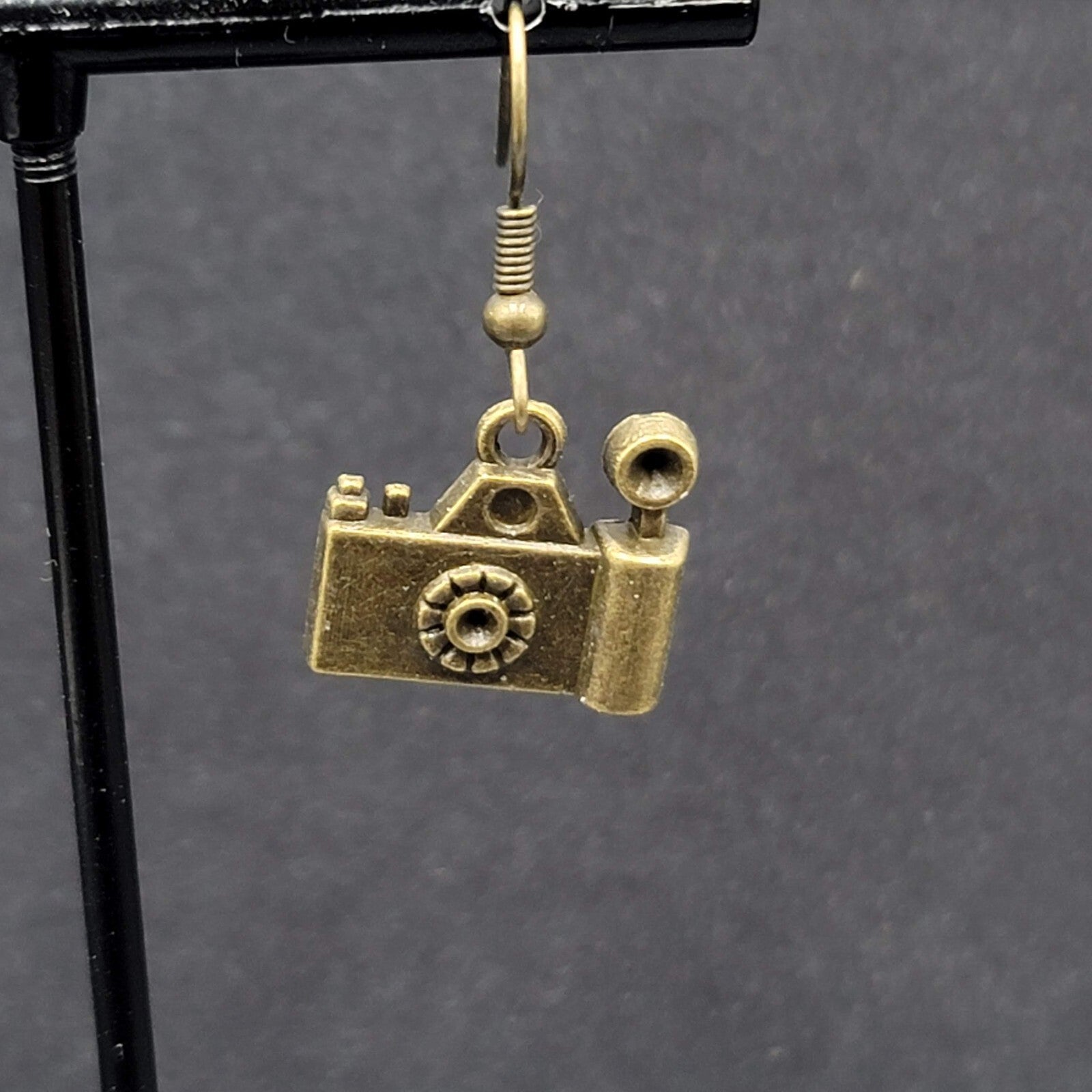 Camera Pierced Earrings Retro Bronze tone Dangle 1/2"