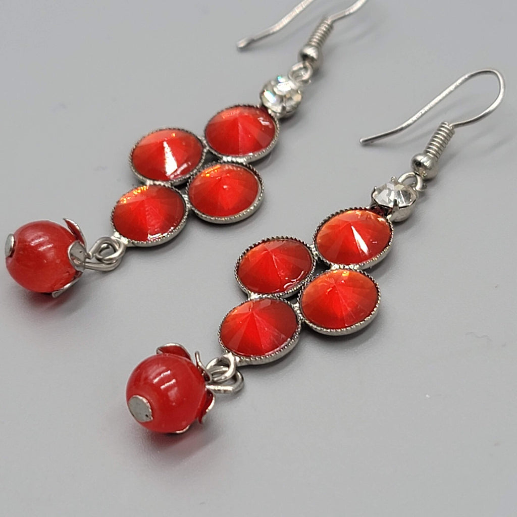 Red Rivoli Rhinestone Pierced Earrings Silver tone Dangle 1.75"
