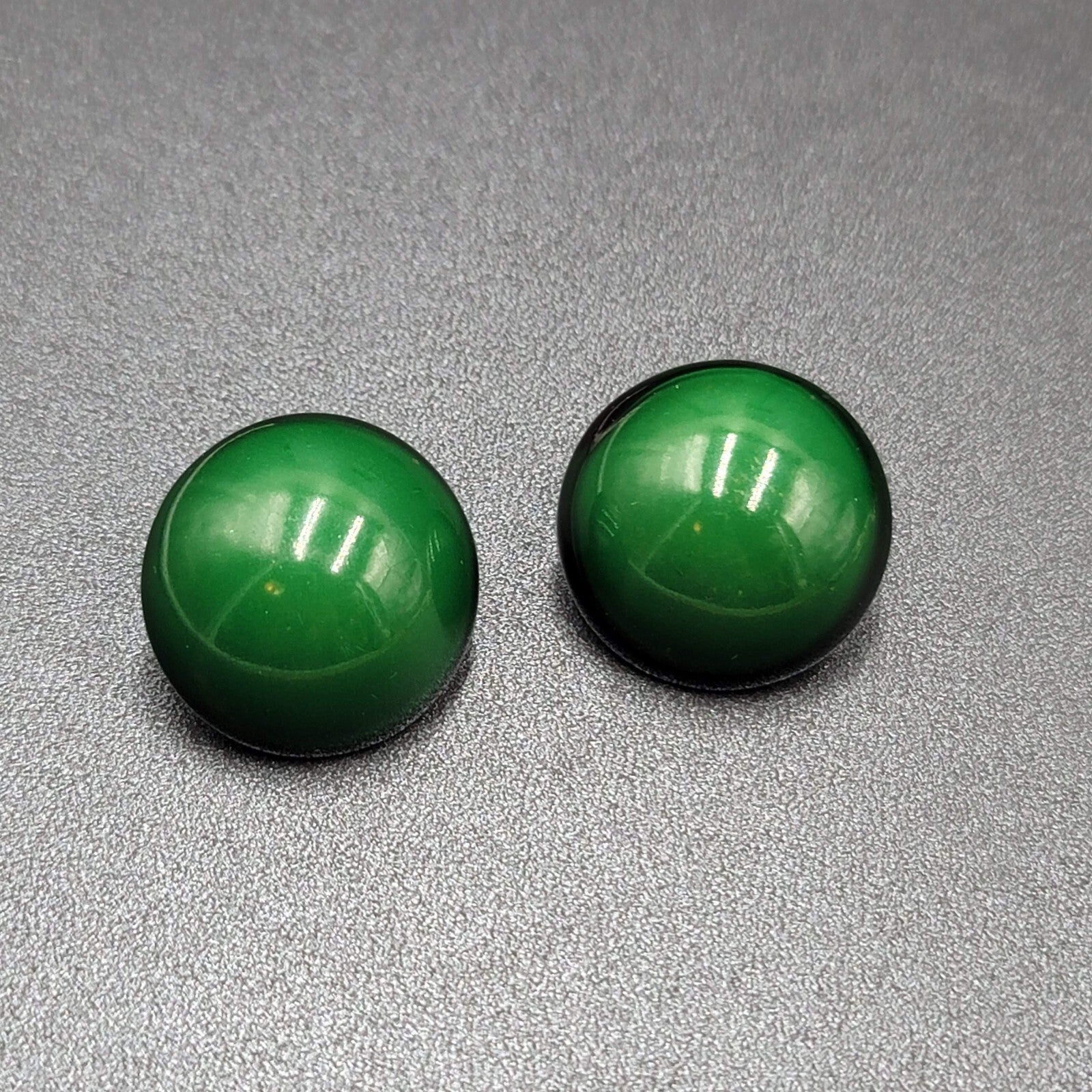 Vintage Clip on Earrings Large Round Dome Green Pin Up  1 1/8"
