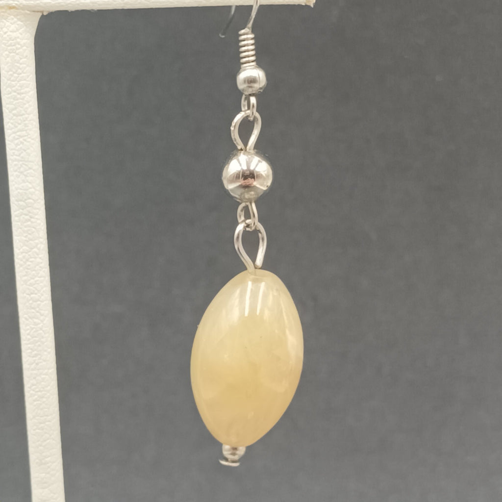 Pierced Earrings Silver tone Tan Swirl Acrylic Bead Dangle 1.5"