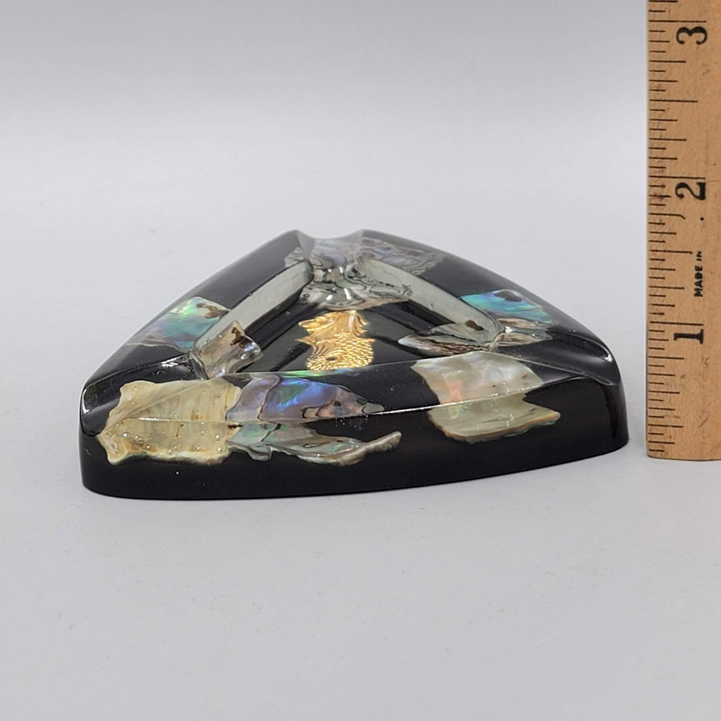Singapore Merlion Abalone Shell Inlay Triangular Black Resin Ashtray Souvenir