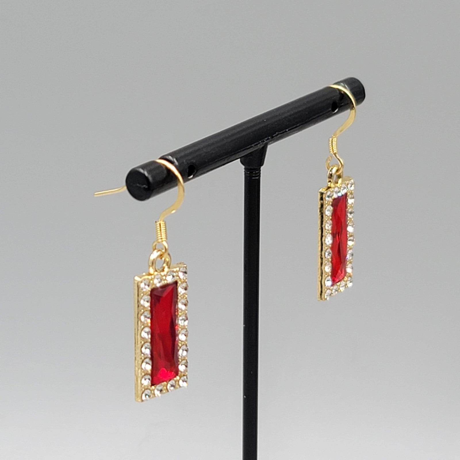 Red Rhinestone Rectangle Pierced Earrings Gold tone Dangle 7/8"