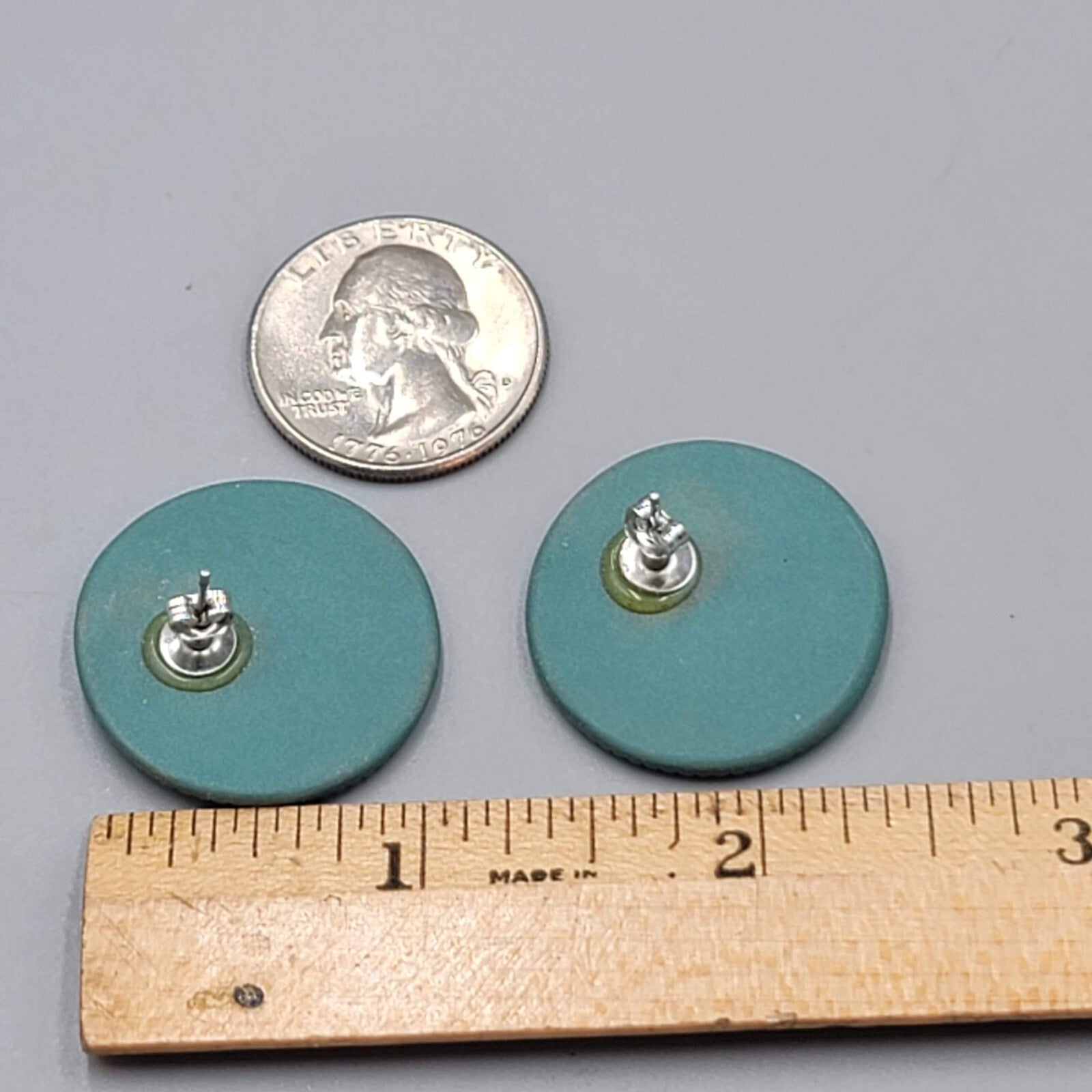 Vintage Embossed Pierced Earrings Green-Blue Round 1"