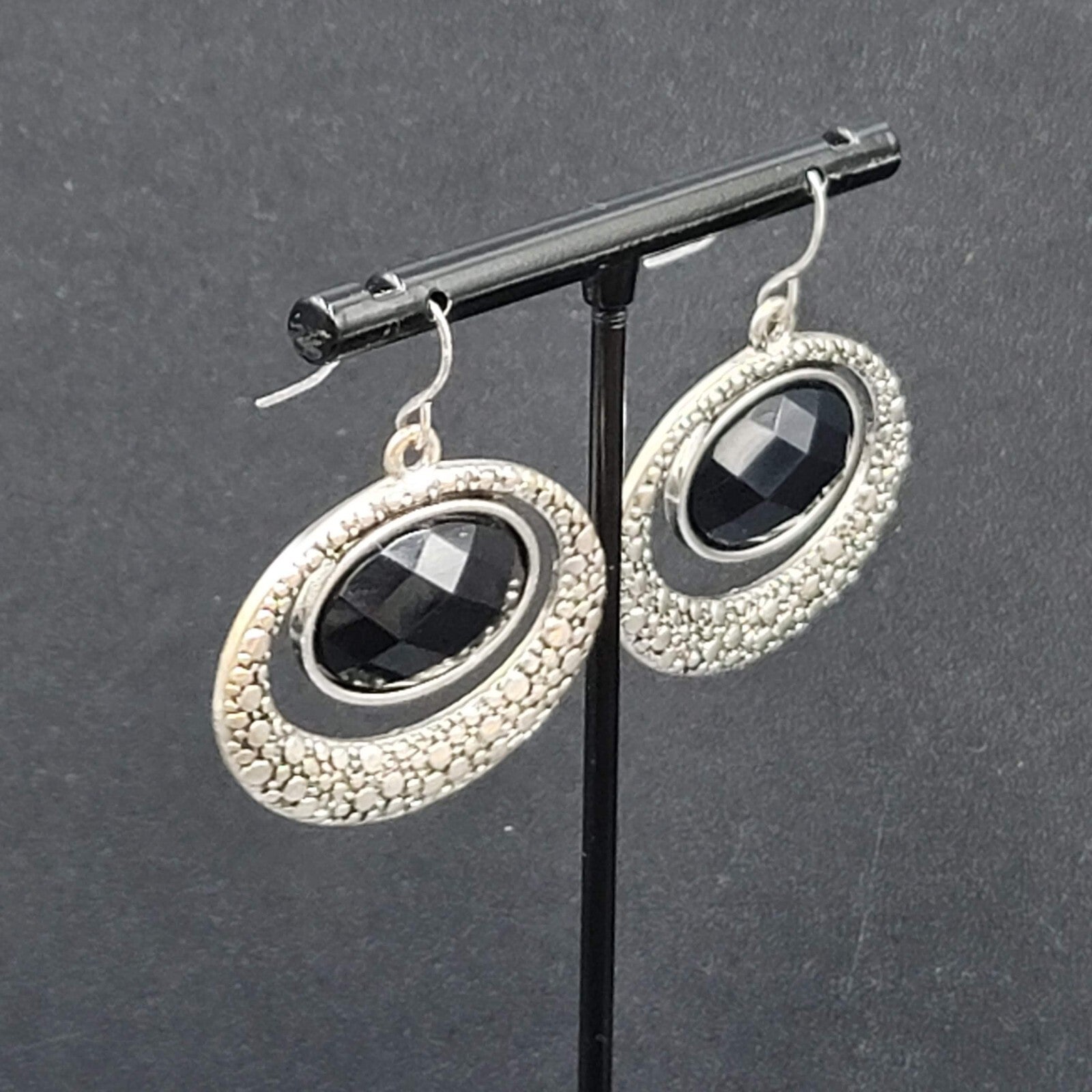 Pierced Earrings Silver tone Black Center Oval Dangle 1.25"
