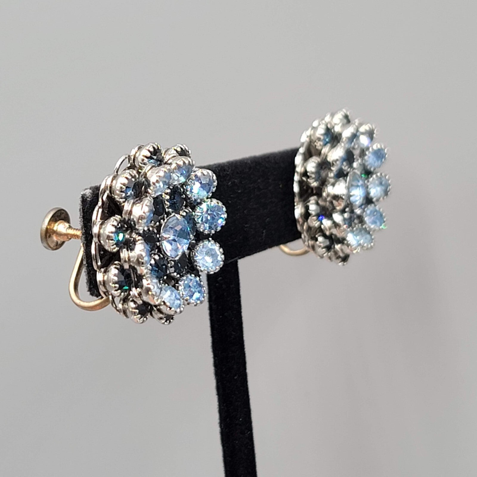 Vintage Blue Rhinestone Clip on Earrings Silver tone Screw Back Round 7/8"