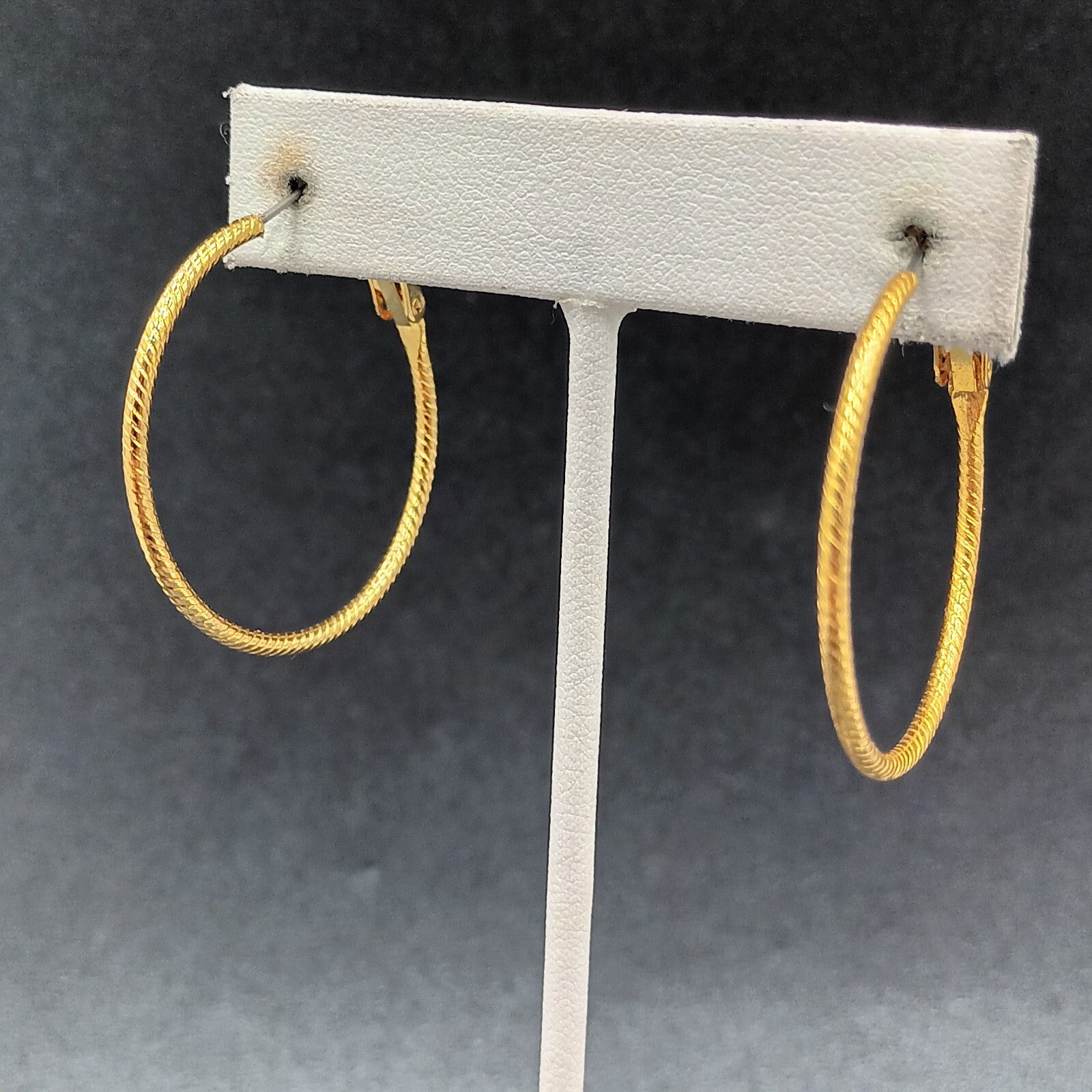 Pierced Earrings Textured Gold tone Snap Hoop 1 3/8"