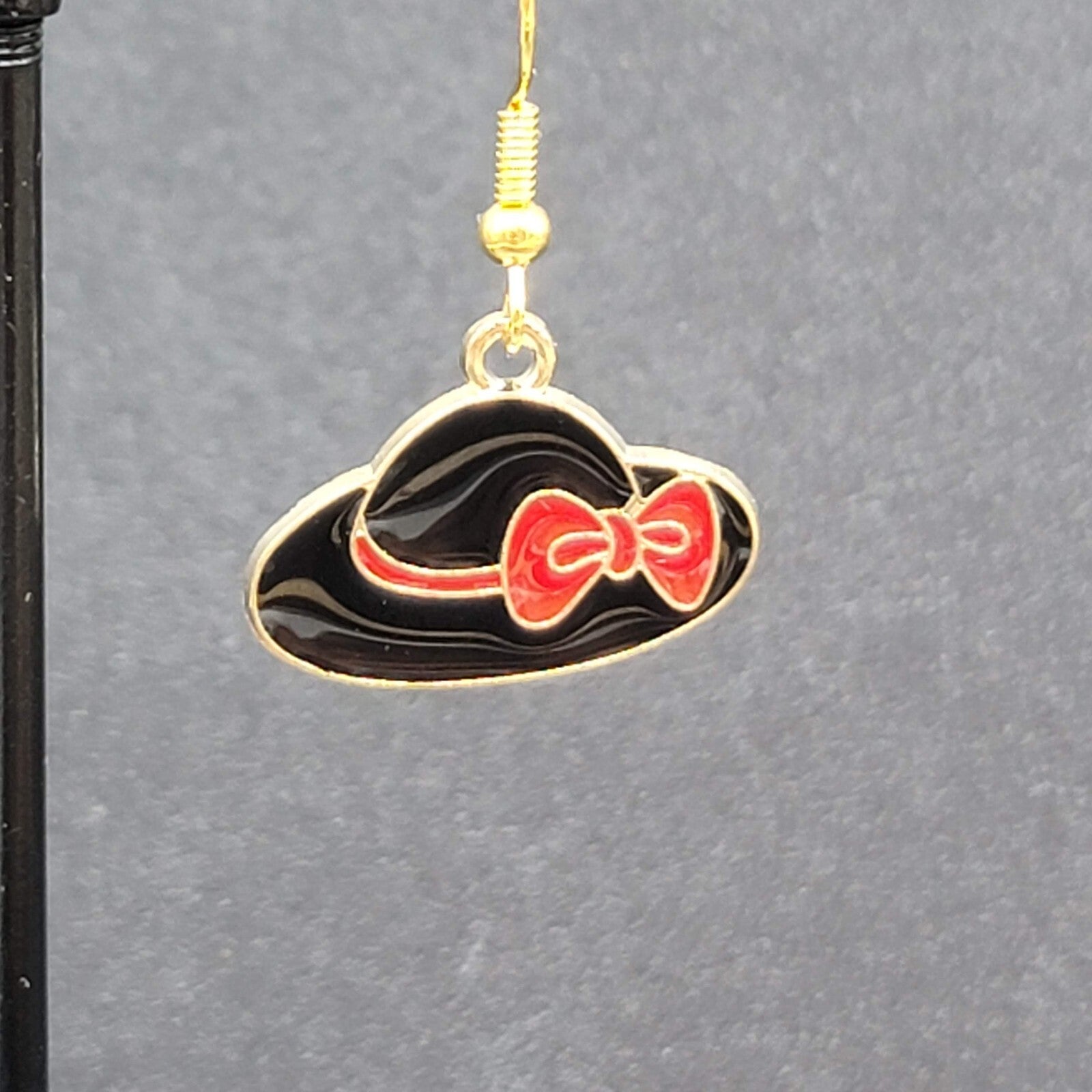 Hat Pierced Earrings Gold tone Red Black Enamel Dangle 5/8"