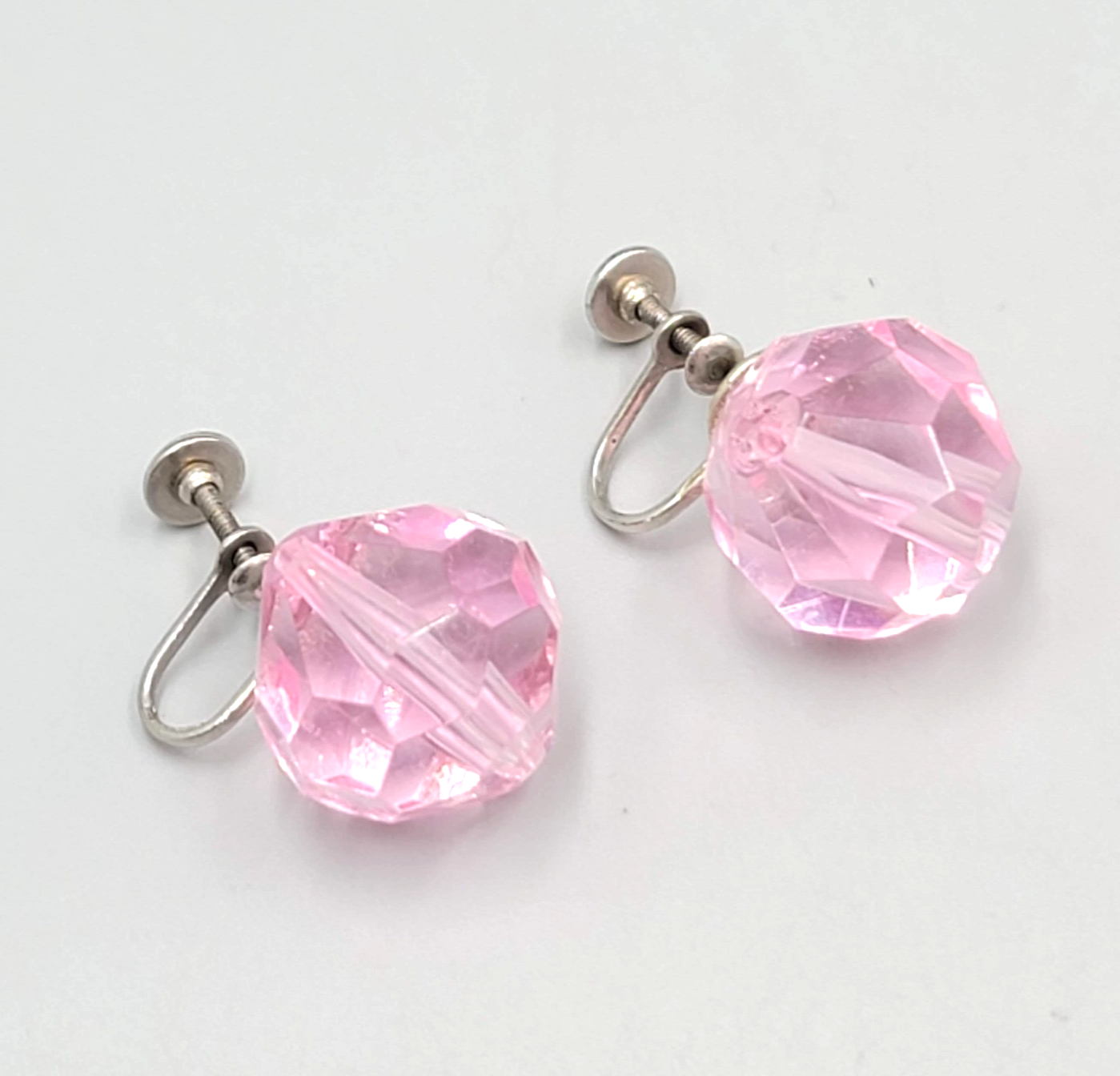 Vintage Large Faceted Pink Acrylic Bead Clip on Earrings Silver tone Screw 3/4"