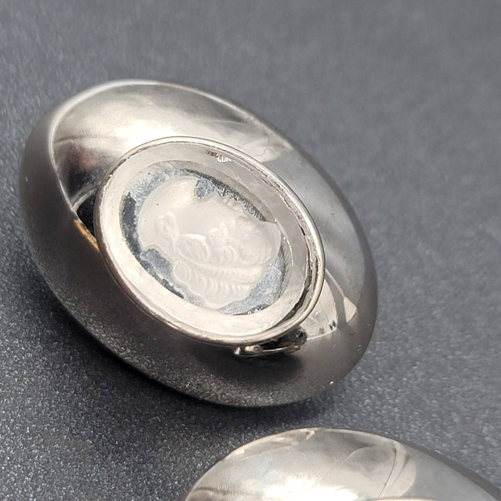 Vintage ELLEN DESIGNS Clip on Earrings Silver tone Glass Intaglio Cameo 1 3/8"
