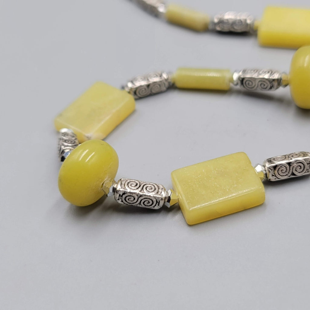 Artisan Light Green Stone Bead Boho Necklace Silver tone 18"