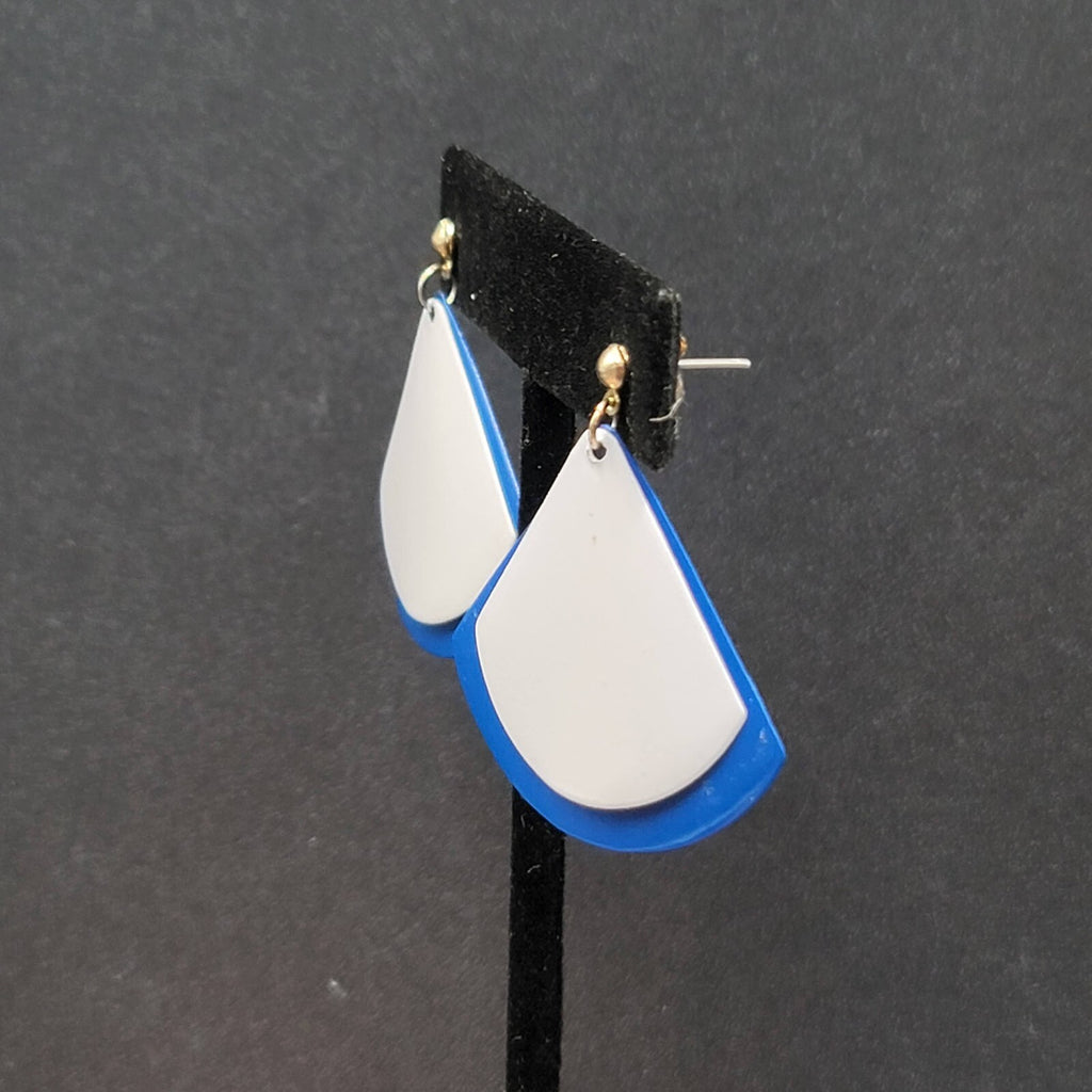 Vintage Pierced Earrings Blue White Enamel Triangle Dangle 1.5"