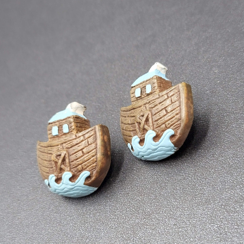 Vintage Clip on Earrings Noahs Arc Acrylic 1.25"