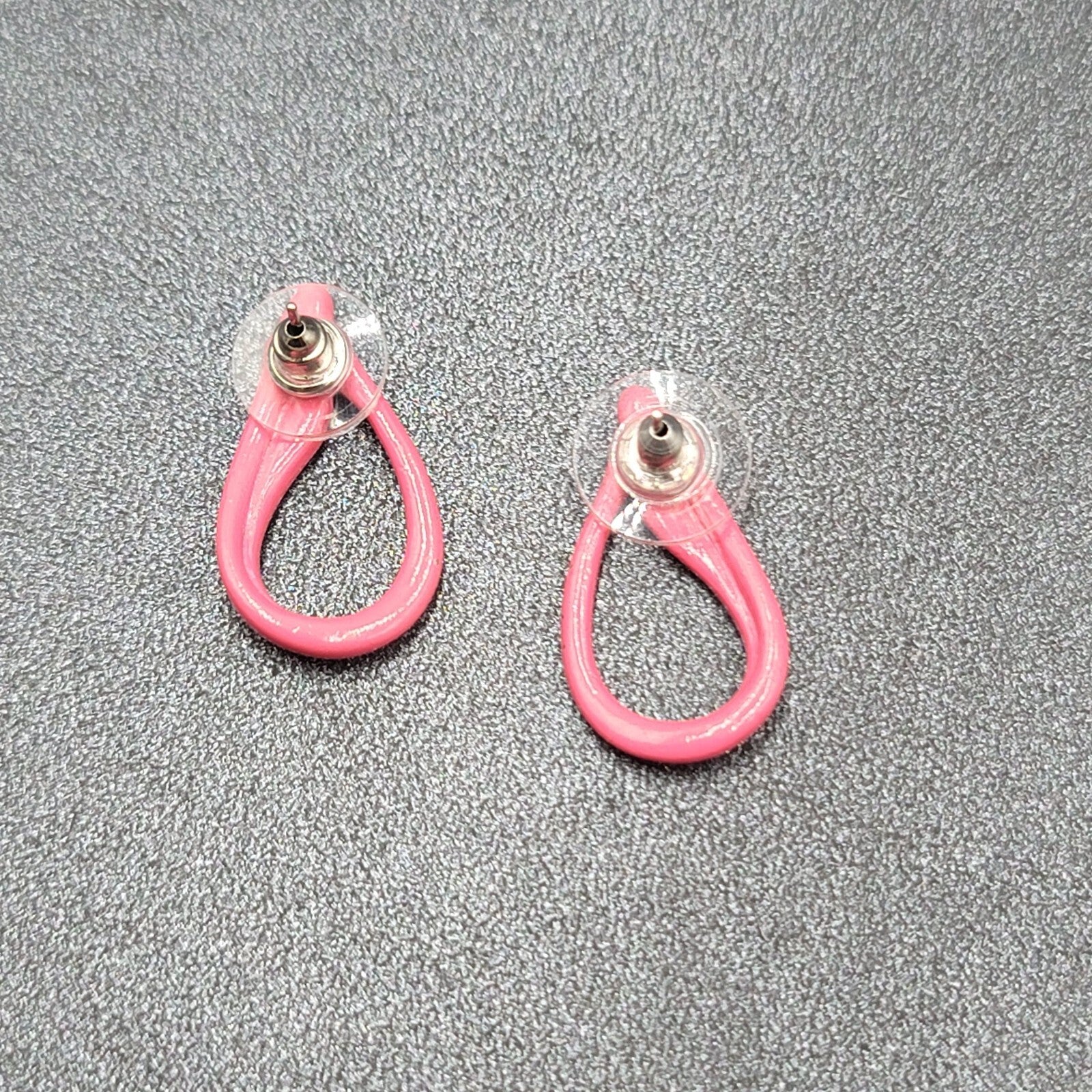 Vintage Pierced Earrings Hot Pink Open Teardrop Cute! 1"