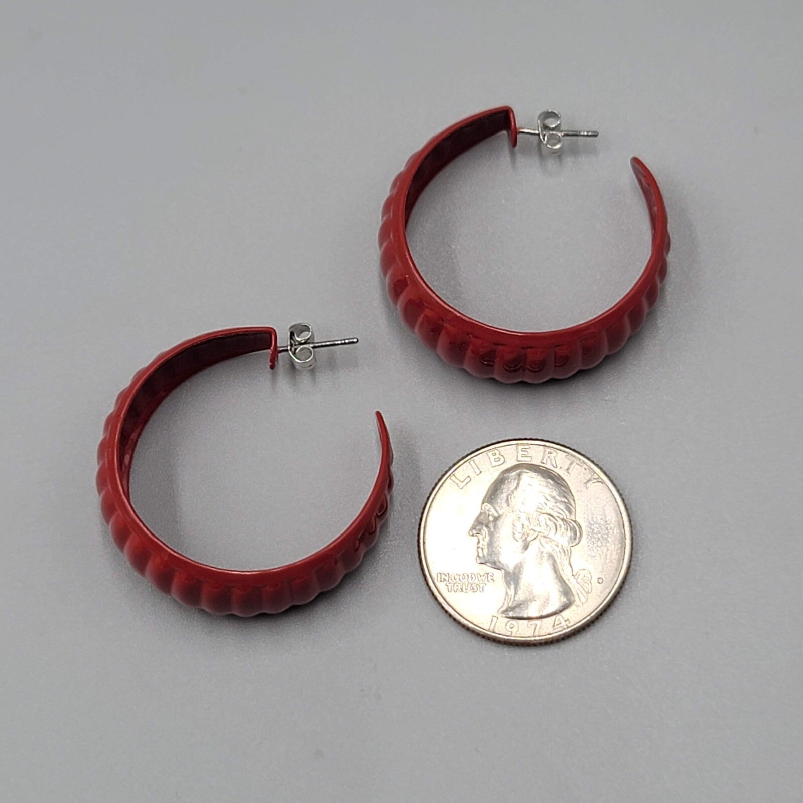 Vintage Pierced Earrings Red Enamel Ribbed Hoops 1.25"