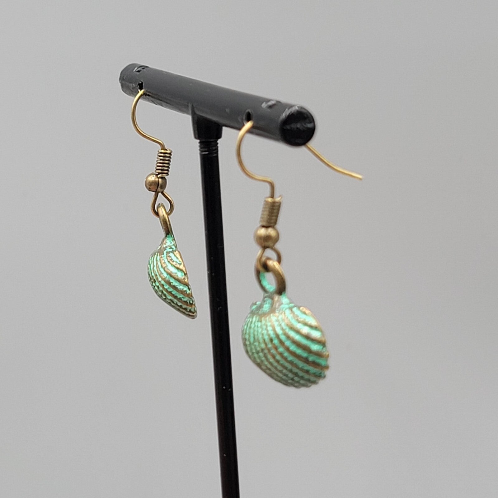 Clam Shell Beach Sea life Pierced Earrings Bronze tone Green wash Dangle 5/8"