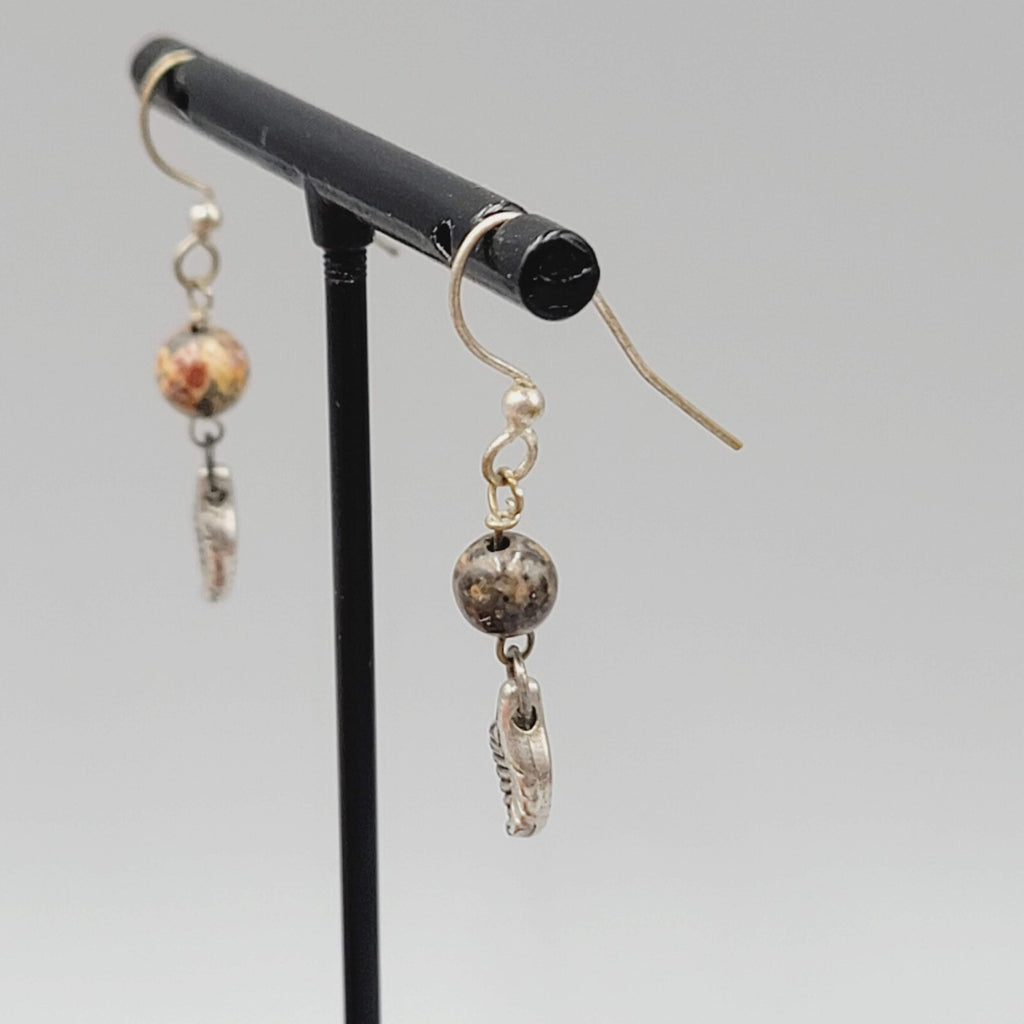Agate Bead Pierced Earrings Silver tone Dangle 3/4"