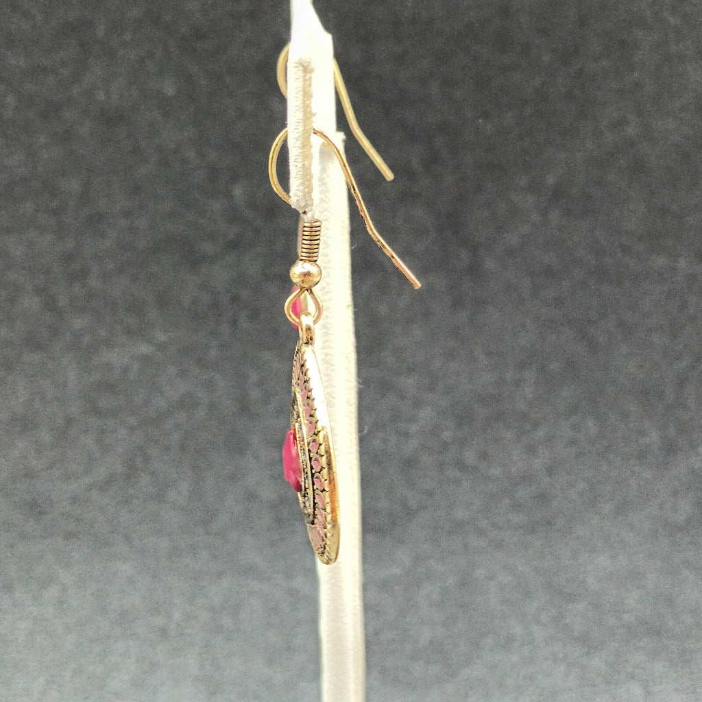 Pierced Earrings Gold tone Faceted Red Acrylic Teardrop Dangle 1"