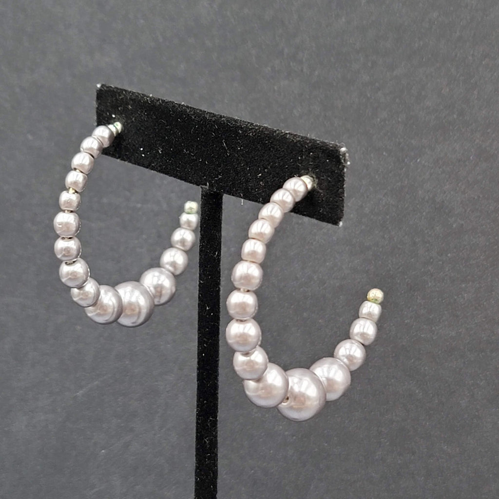 Pierced Earrings Graduated Imitation Gray Pearl Beads Hoops 1.75"