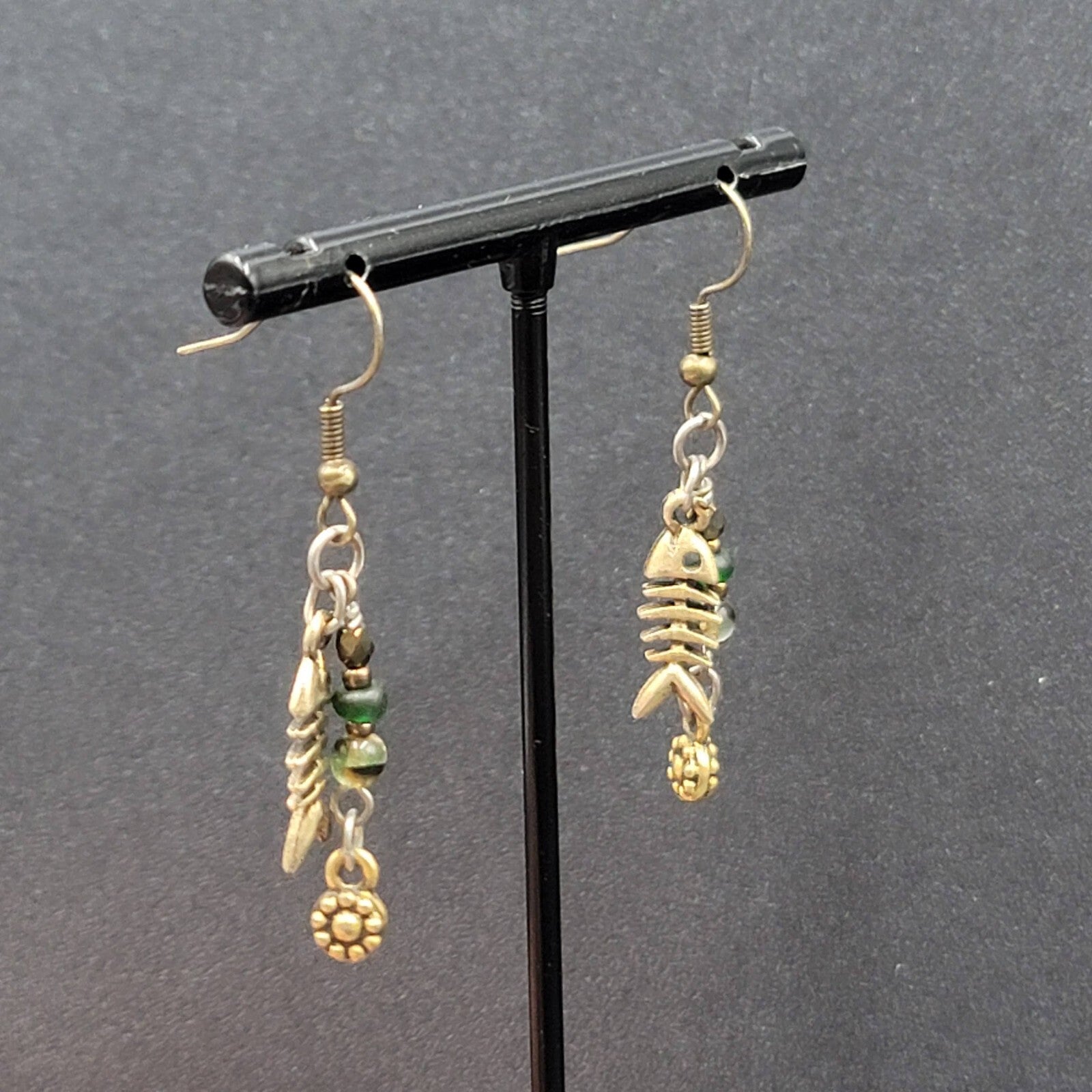 Vintage Pierced Earrings Gold tone Fish Beaded Dangle 1.25"