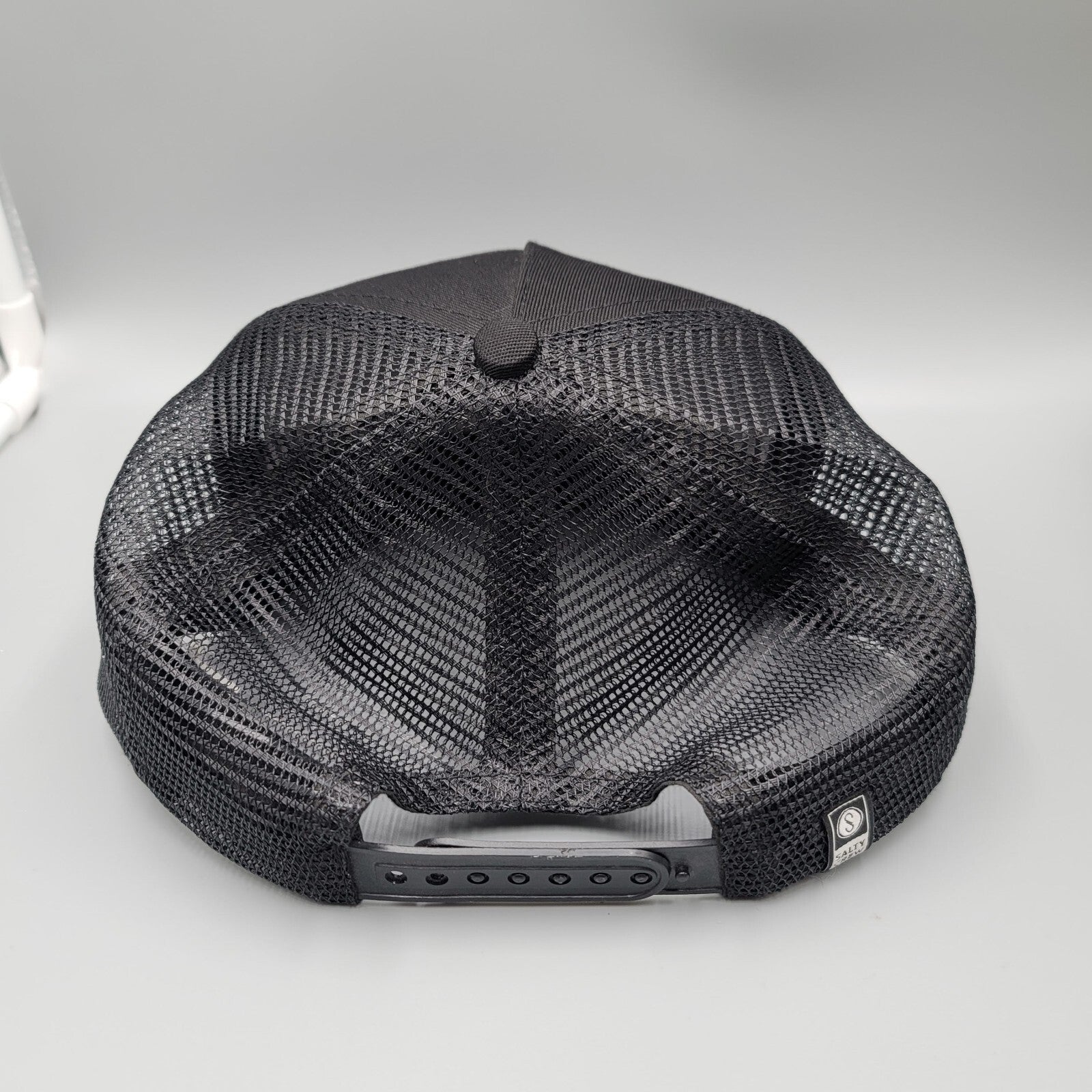 Salty Crew Dos Palms Find Refuge in the Sea Black Snapback Trucker Hat