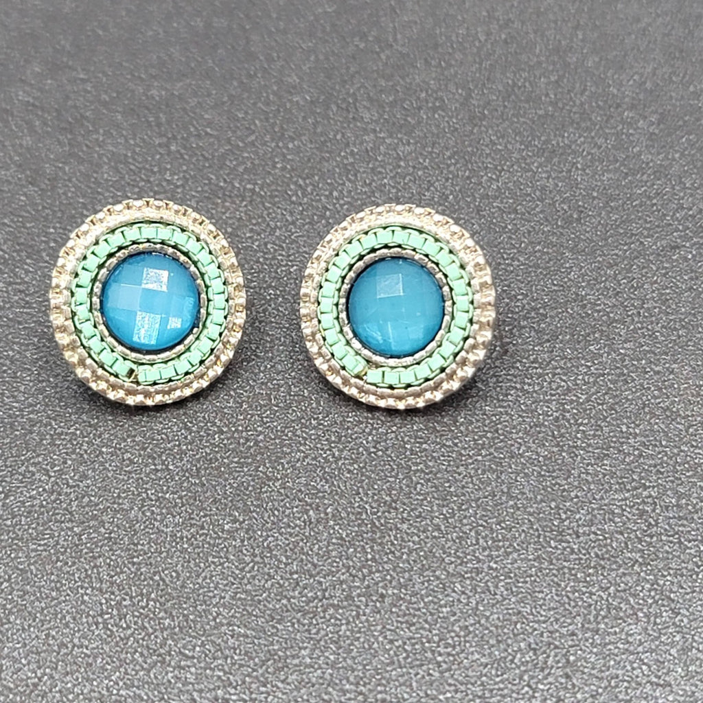 Pierced Earrings Silver tone Faceted Blue Round Studs 5/8"