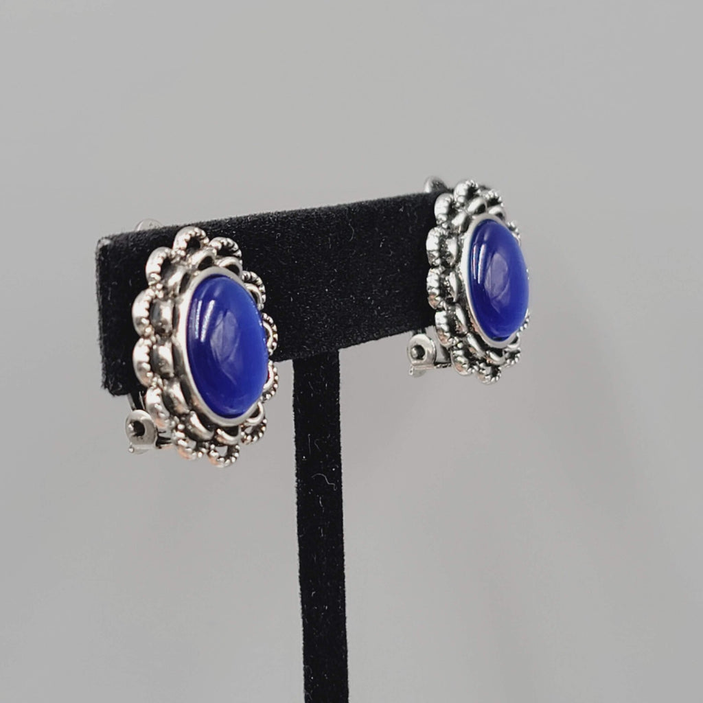 Vintage Blue Cats Eye Cabochon Clip on Earrings Silver tone Oval Drop 3/4"