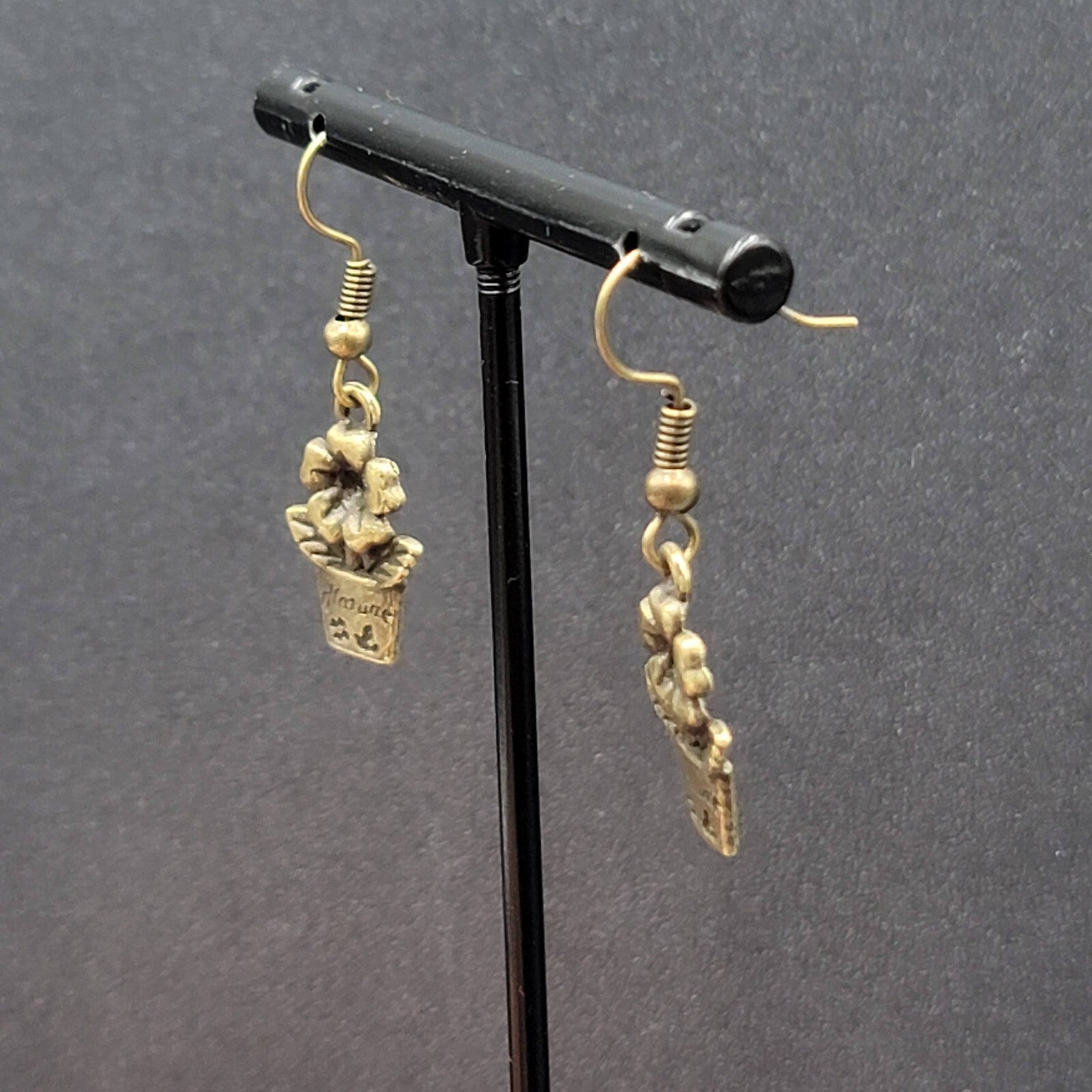 New Flower Pot Pierced Earrings Nature Bronze tone Dangle 3/4"