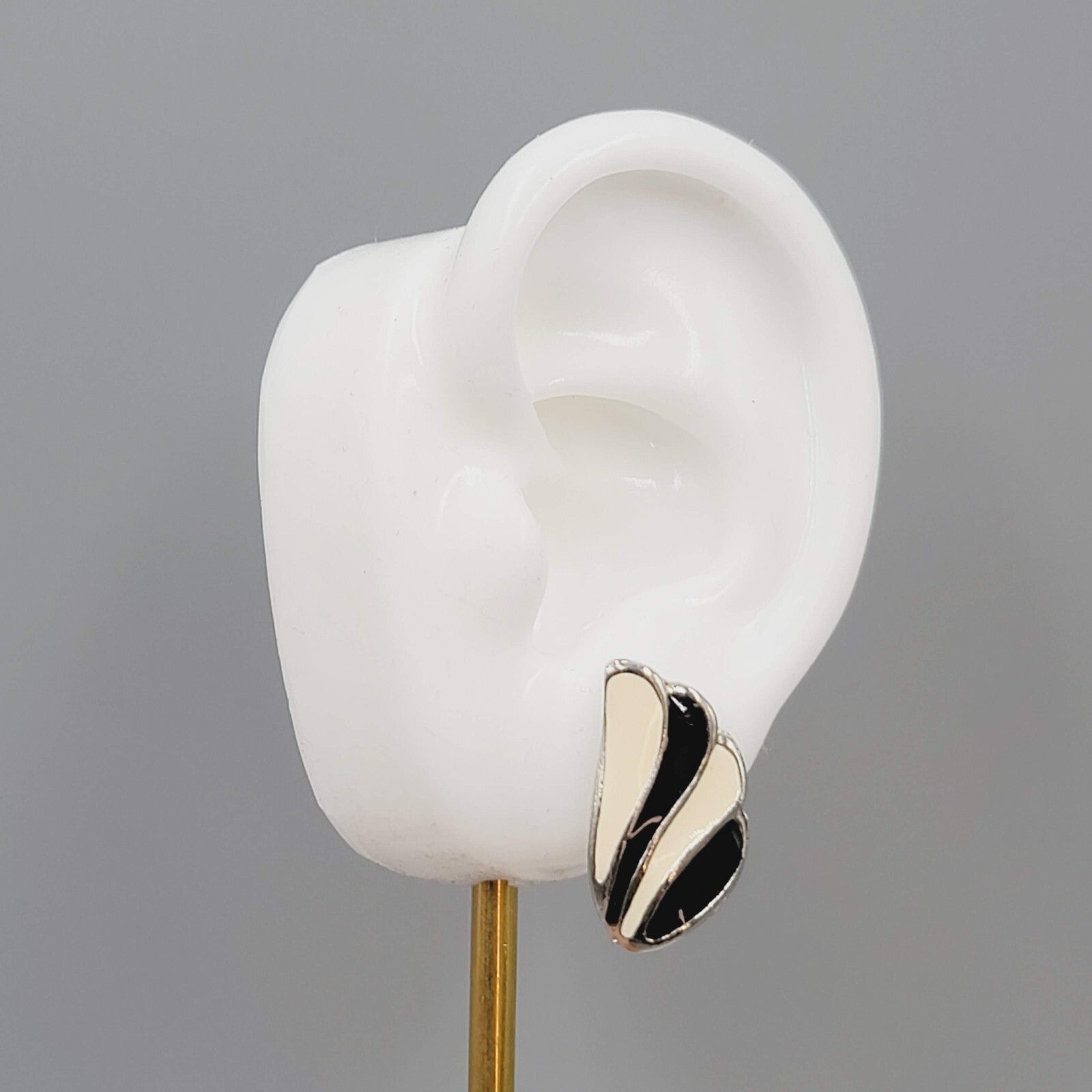 Vintage Climber Pierced Earrings Black Cream Enamel Silver tone 7/8"