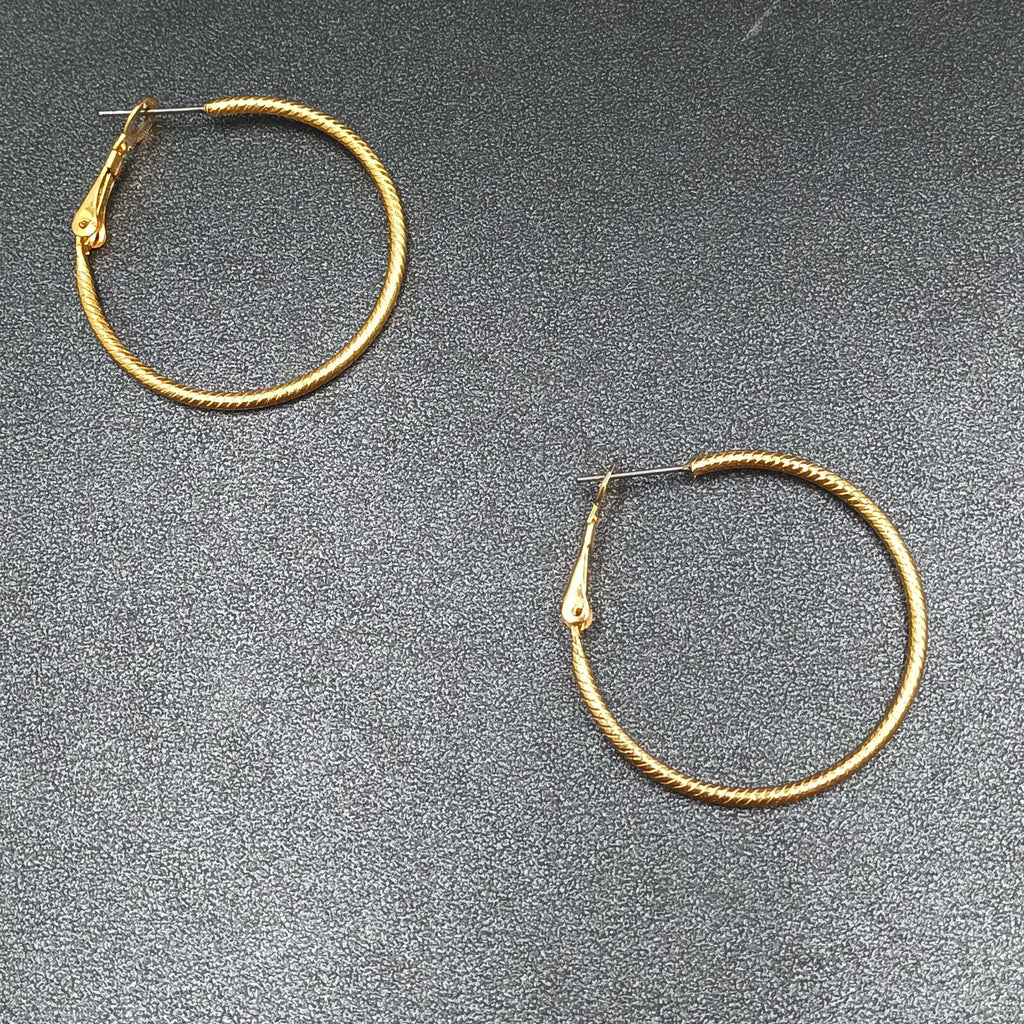 Pierced Earrings Textured Gold tone Snap Hoop 1 3/8"