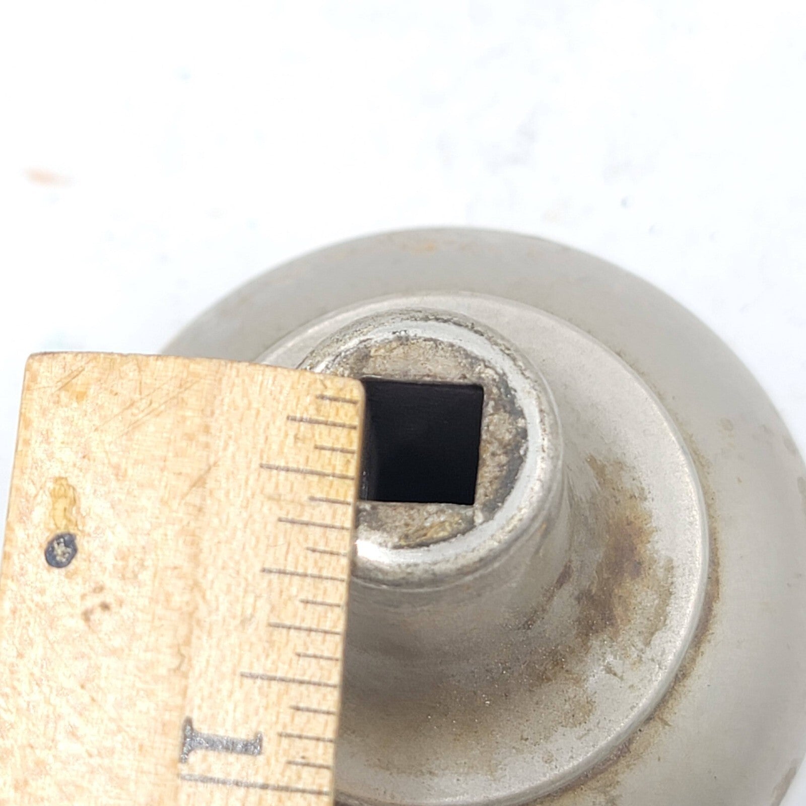 Vintage SINGLE Steel Doorknob Salvage Reclaimed Door Hardware 2.25 in 6674