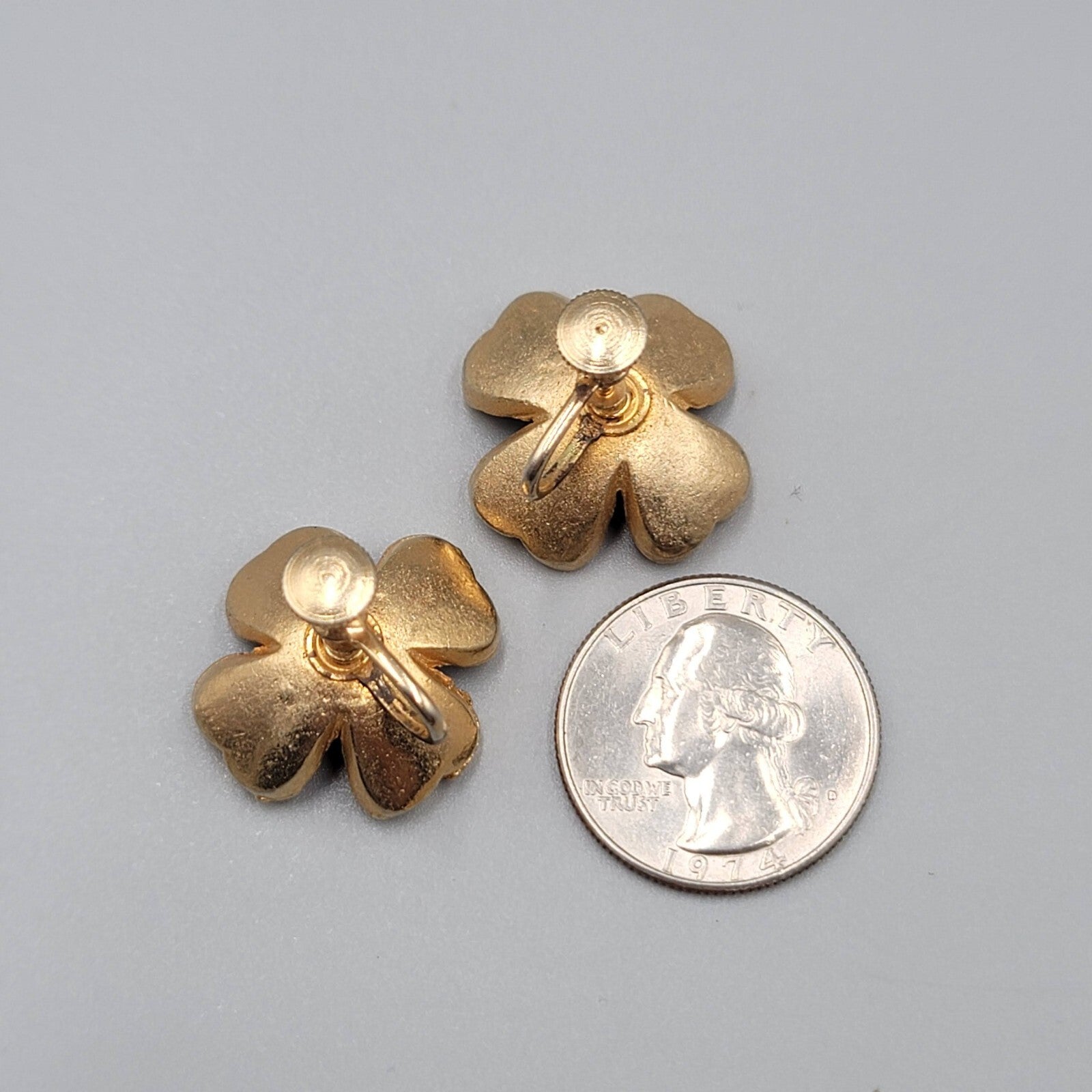 Vintage Flower Clip on Earrings Gold tone Pink Rhinestone Drop 7/8" Screw Back