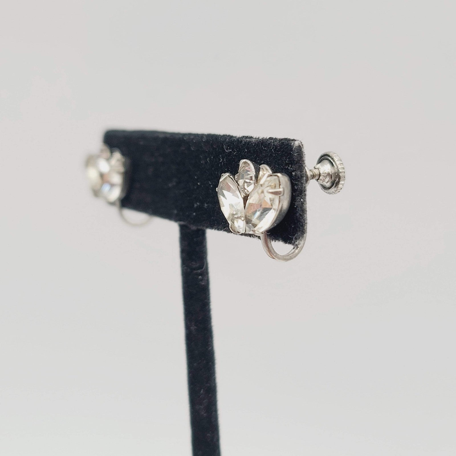 Vintage Rhinestone Stud Clip on Earrings Silver tone Screw Back 3/8 in