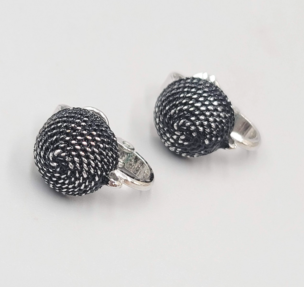 Vintage Trifari Black Stud Clip on Earrings Silver tone 1/2"