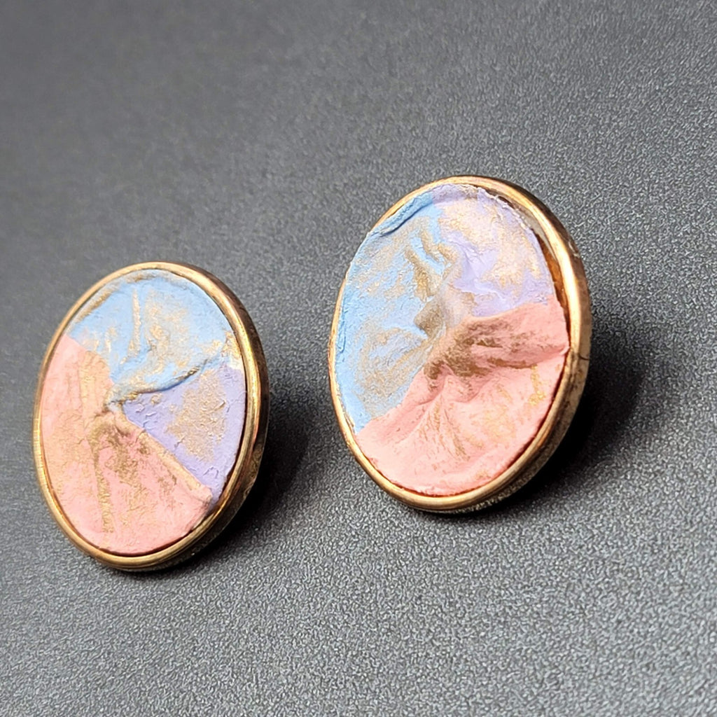 Vintage Pierced Earrings Gold tone Pink Purple Pastel Disc  1.5"