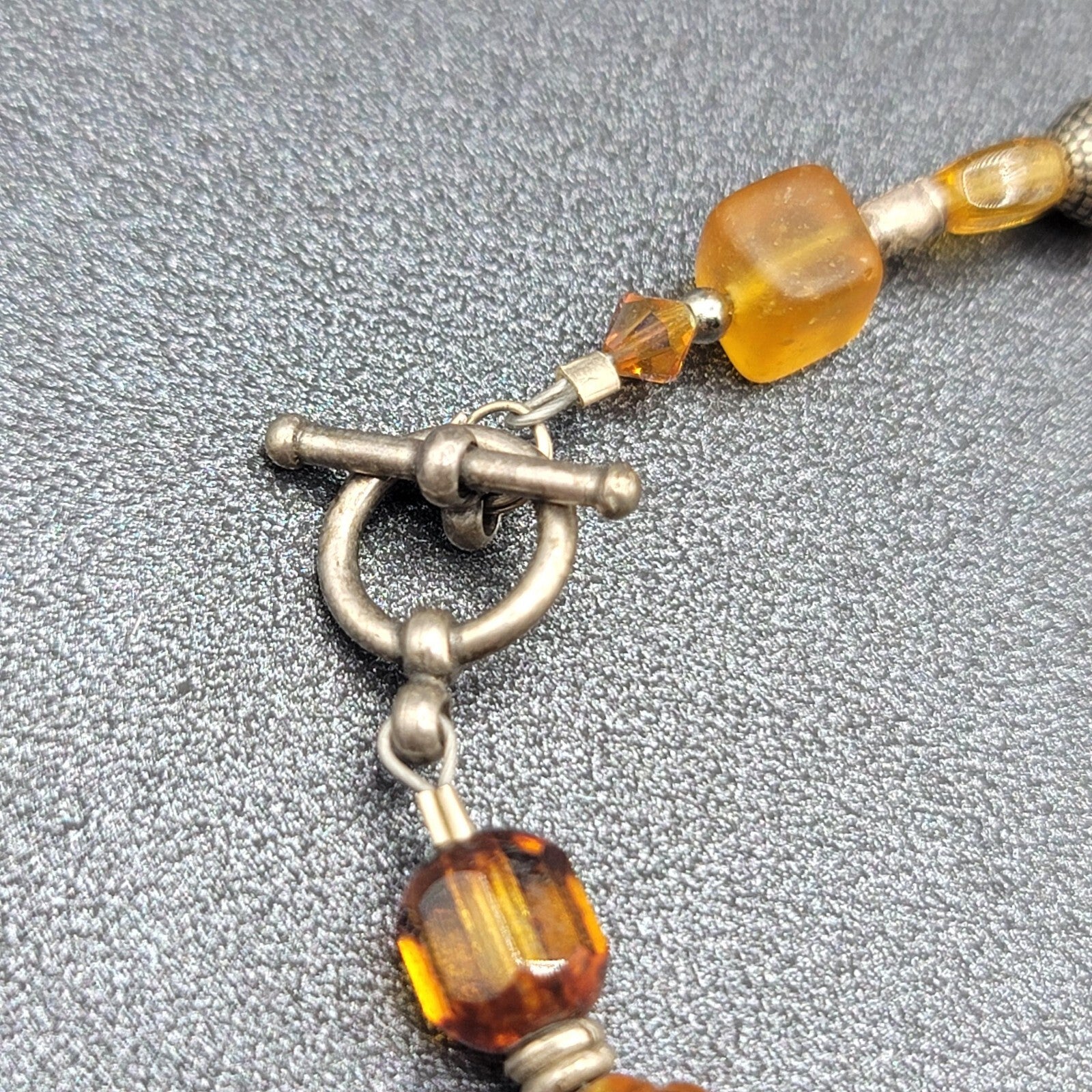 Glass Beads Bracelet Silver tone Boho Toggle Clasp 6.75 in