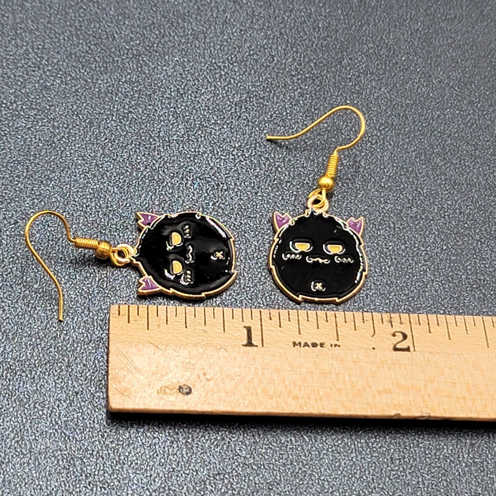 Bat Pierced Earrings Gold tone Enamel Halloween Dangle 7/8"